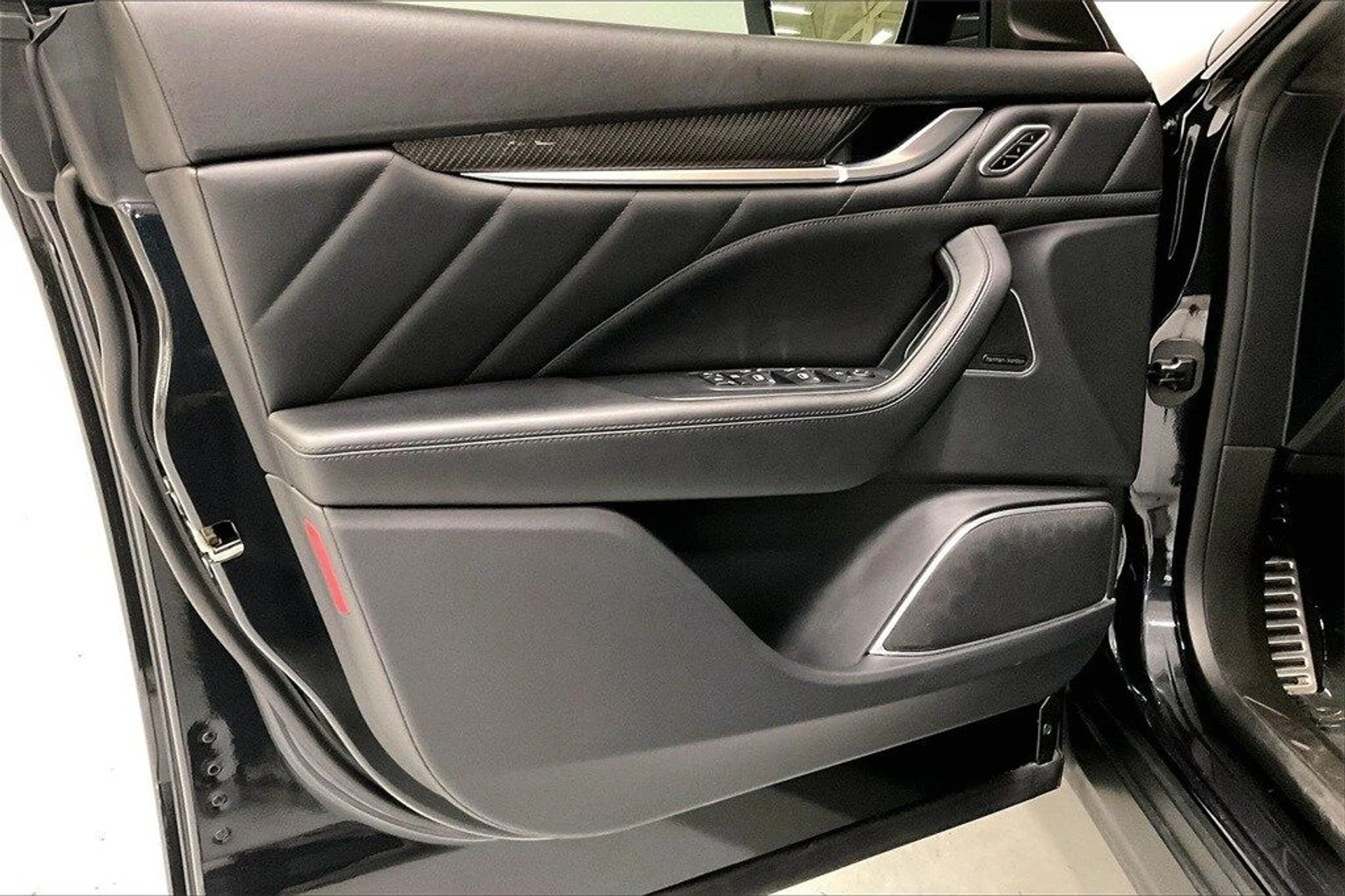 mph017_665373_c95691af924223715e0f80cf01b78a73x_1716e87235