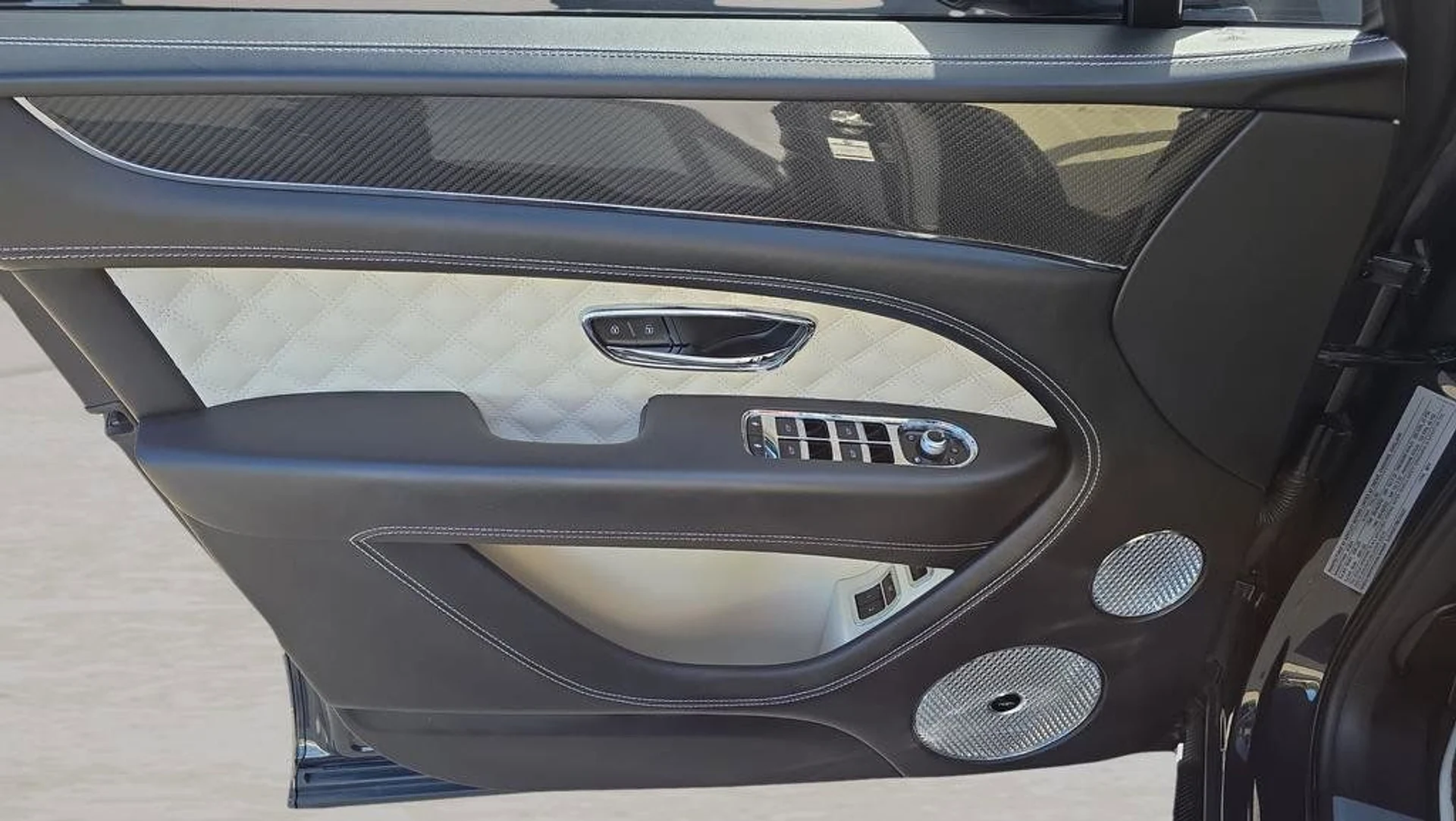 mph017_672716422_071b50f0ebfc4f03a42f1a08bdaf68d8_aaf0a56800