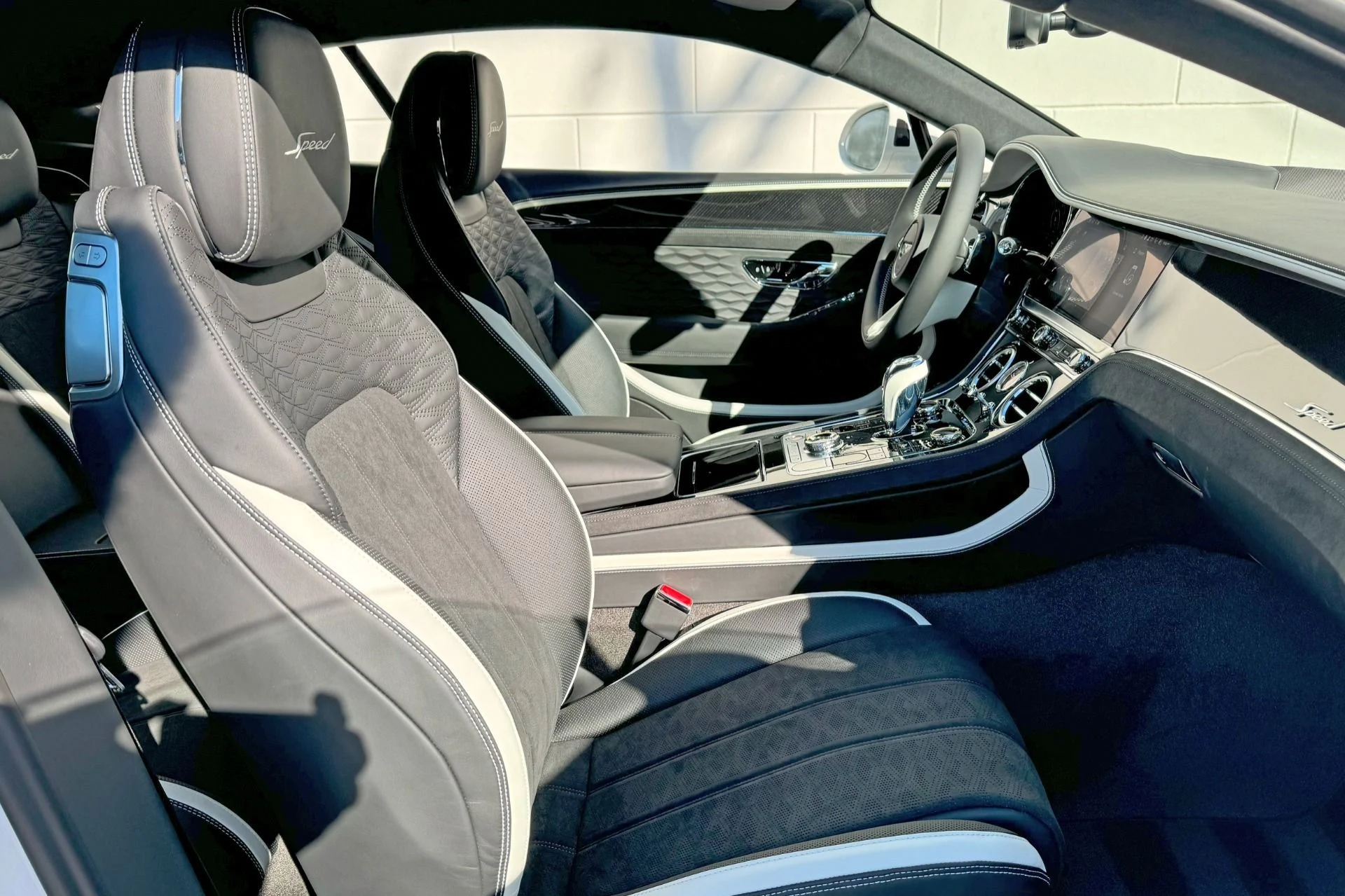 mph017_674897366_New_2025_Bentley_Continental_GT_Speed_1739969218_edd0bc4e80