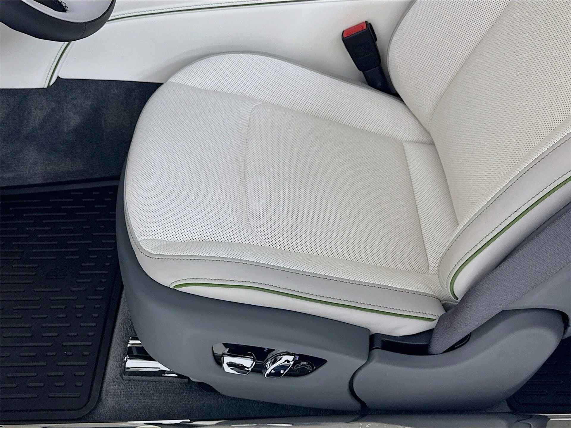 mph017_680825276_a930448139a7058058029267ff3650a3x_f253242c57