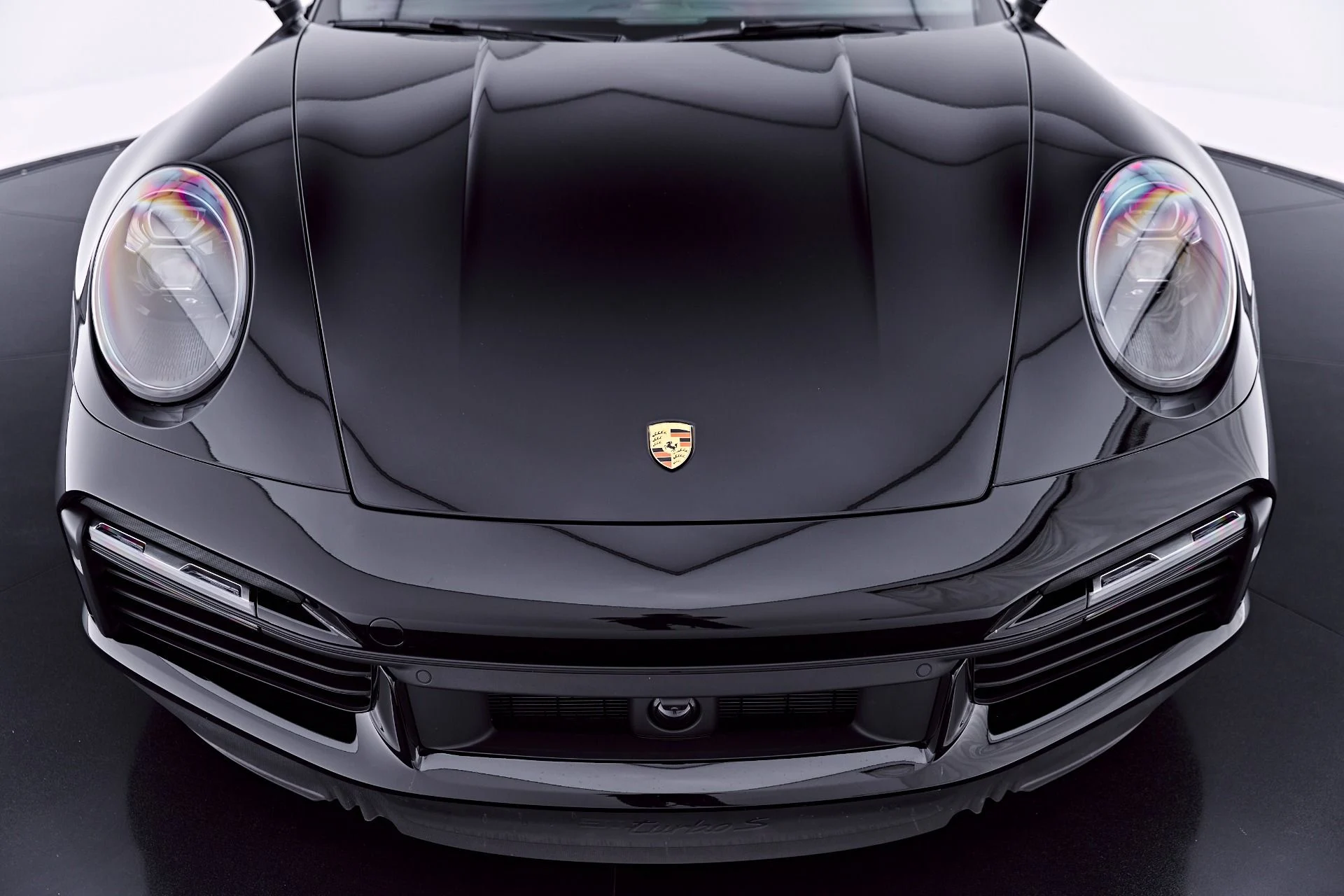 mph017_682206176_Used_2025_Porsche_911_Turbo_50_1783732142_39fa8aefe6