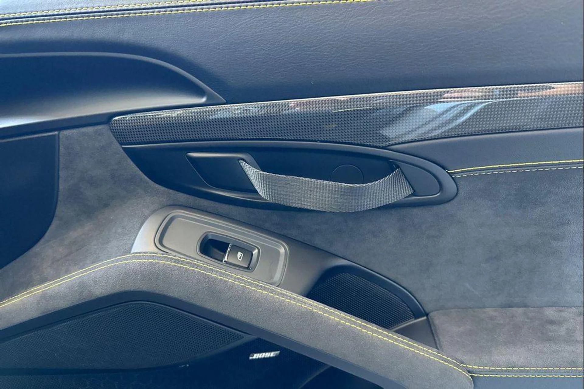 mph017_684216479_nnskuf_J_Mpo_Tqv_L_Lh7_Lg_Nc_Qmn_BA_606f60bd0b