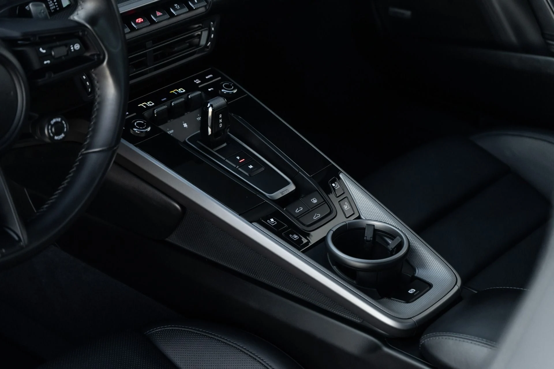 mph017_684891981_Used_2021_Porsche_911_Carrera_1774908148_16d8ae873c