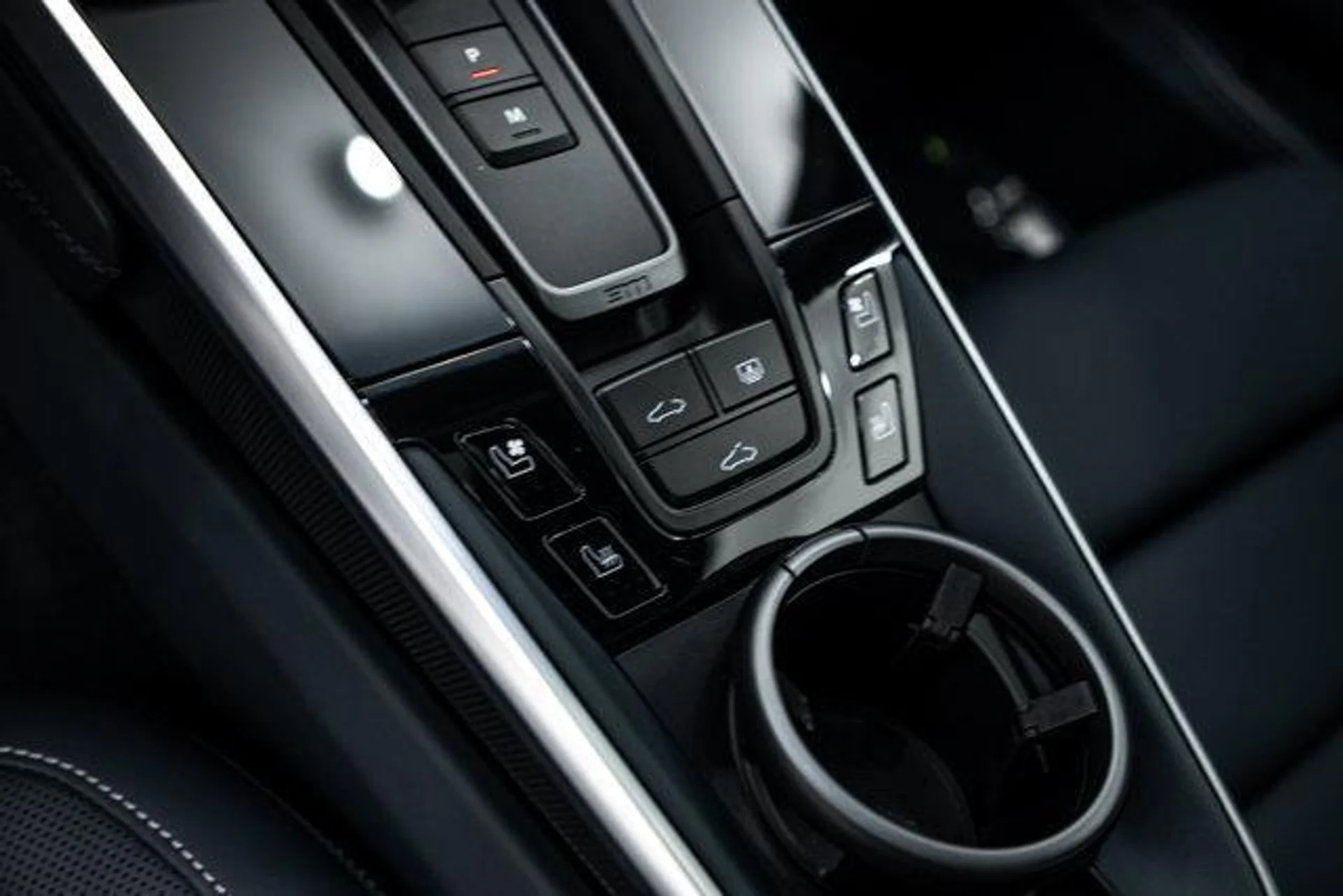 mph017_688339766_w_SGBV_Rmd_WU_Nsx_Rhi_Zjbs_IRI_Ybzg_90645c365b