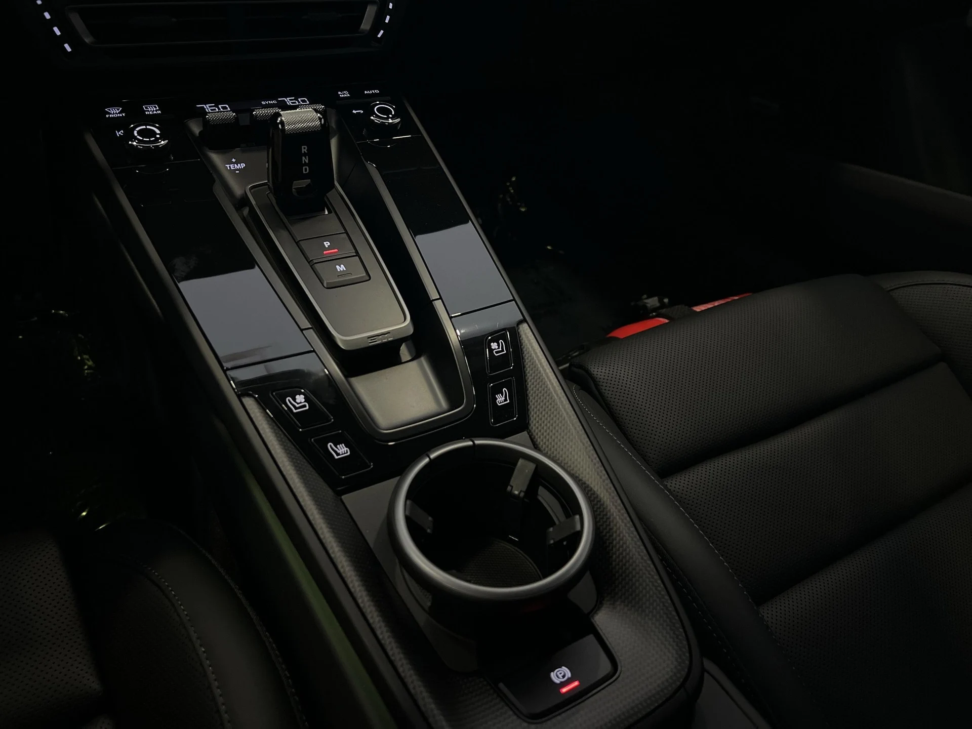 mph017_696014440_4f8cf7dd523b4e58eb4c52424ef275a8x_cf1ca1edbd