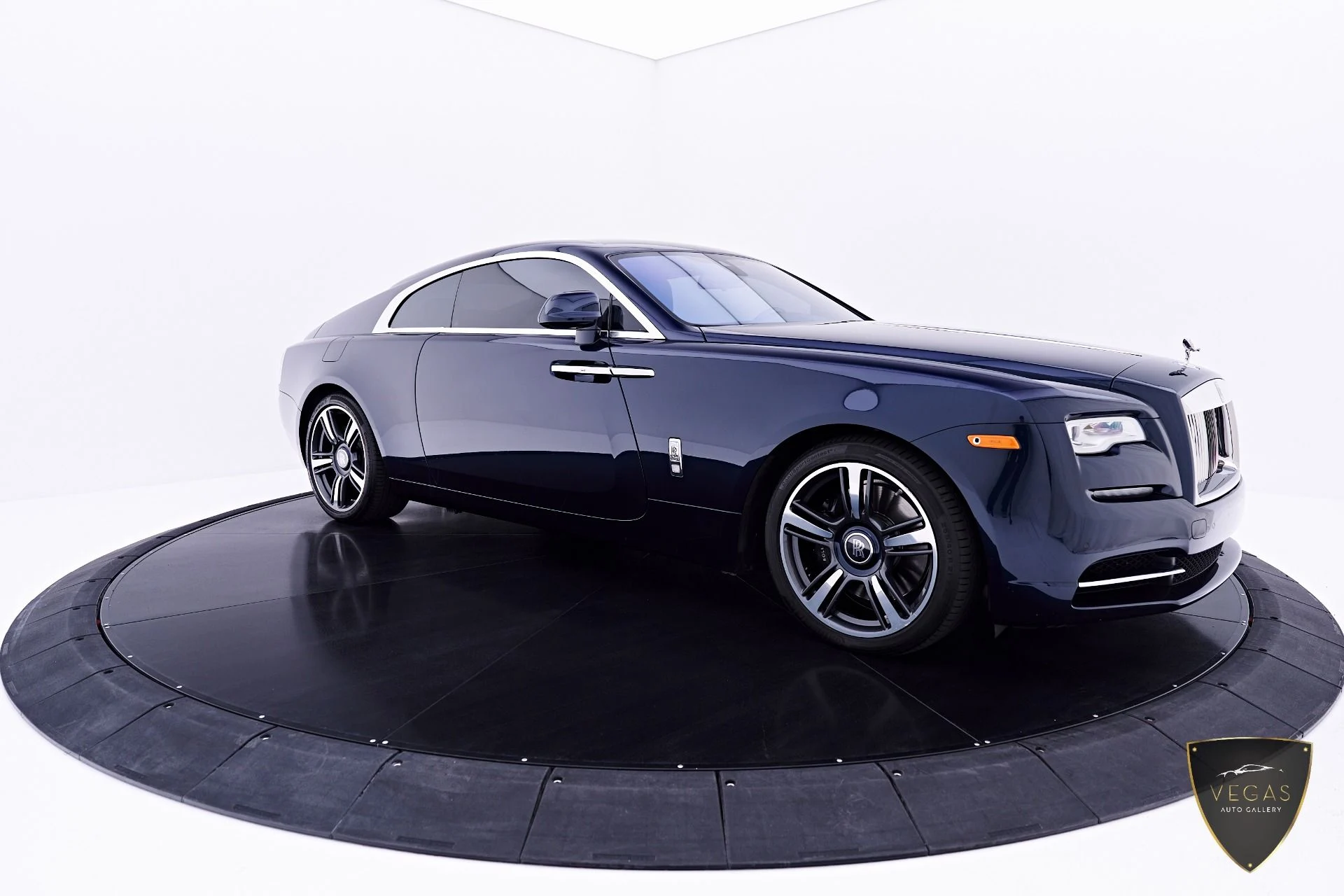 mph017_699031219_Used_2017_Rolls_Royce_Wraith_Base_1782429912_7c064a962e