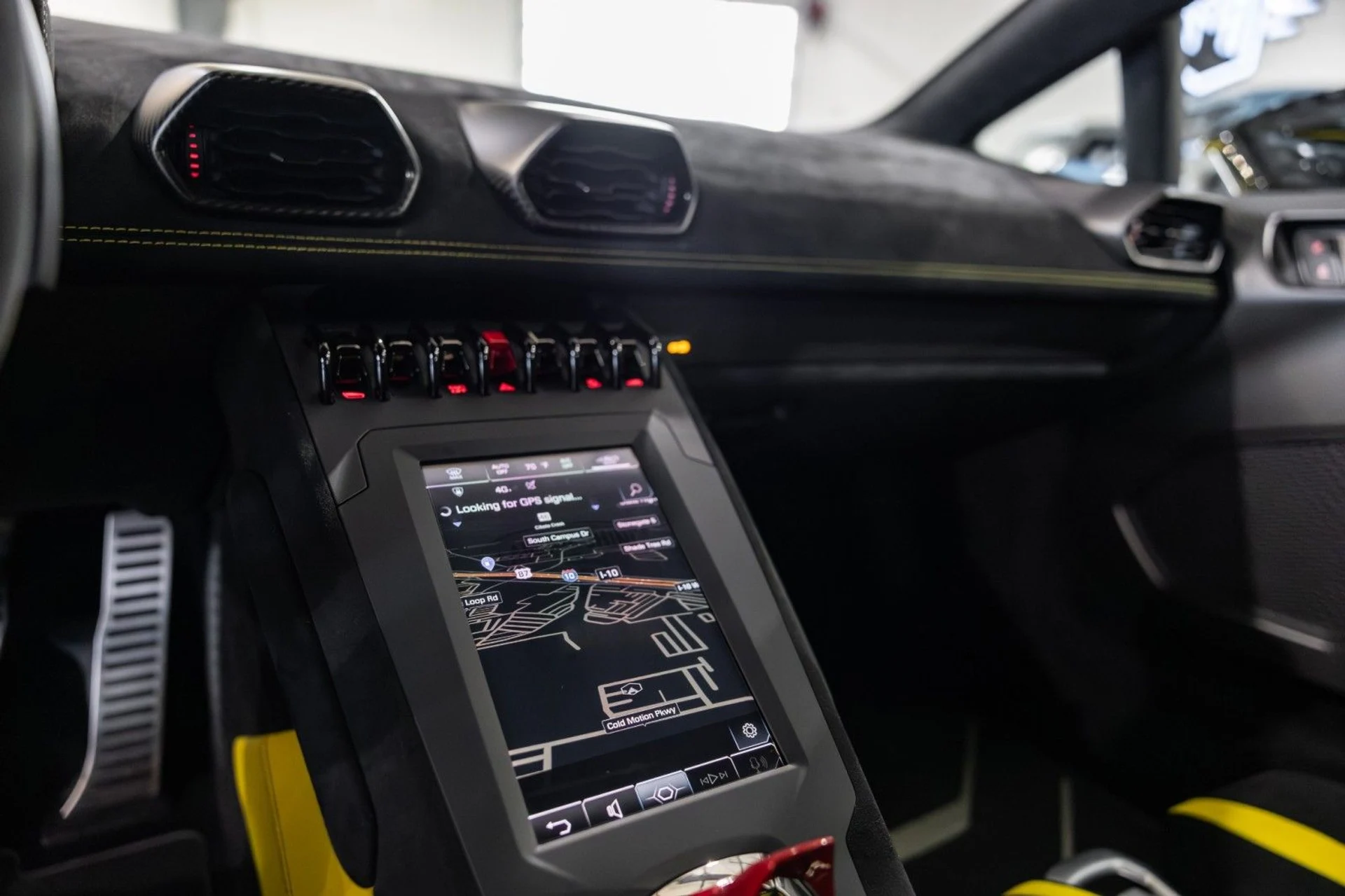 mph017_703875986_Yg_2dc41e3ac8