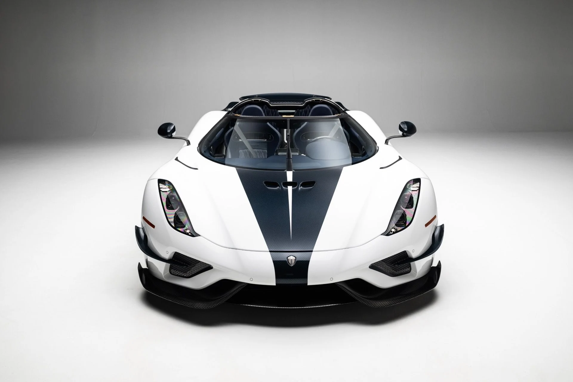 mph017_715594583_13358_p18_l_e13f8fa6d5