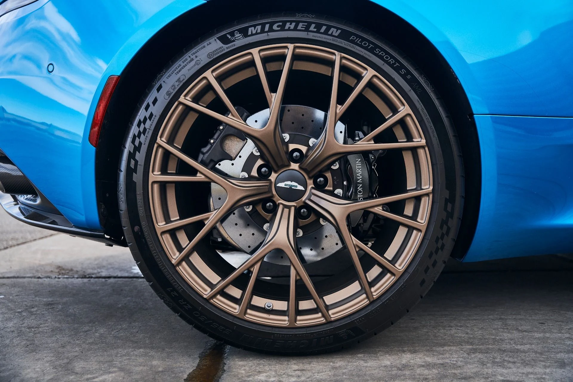 mph017_715693232_Used_2024_Aston_Martin_DB_12_1772677906_73f50674d6