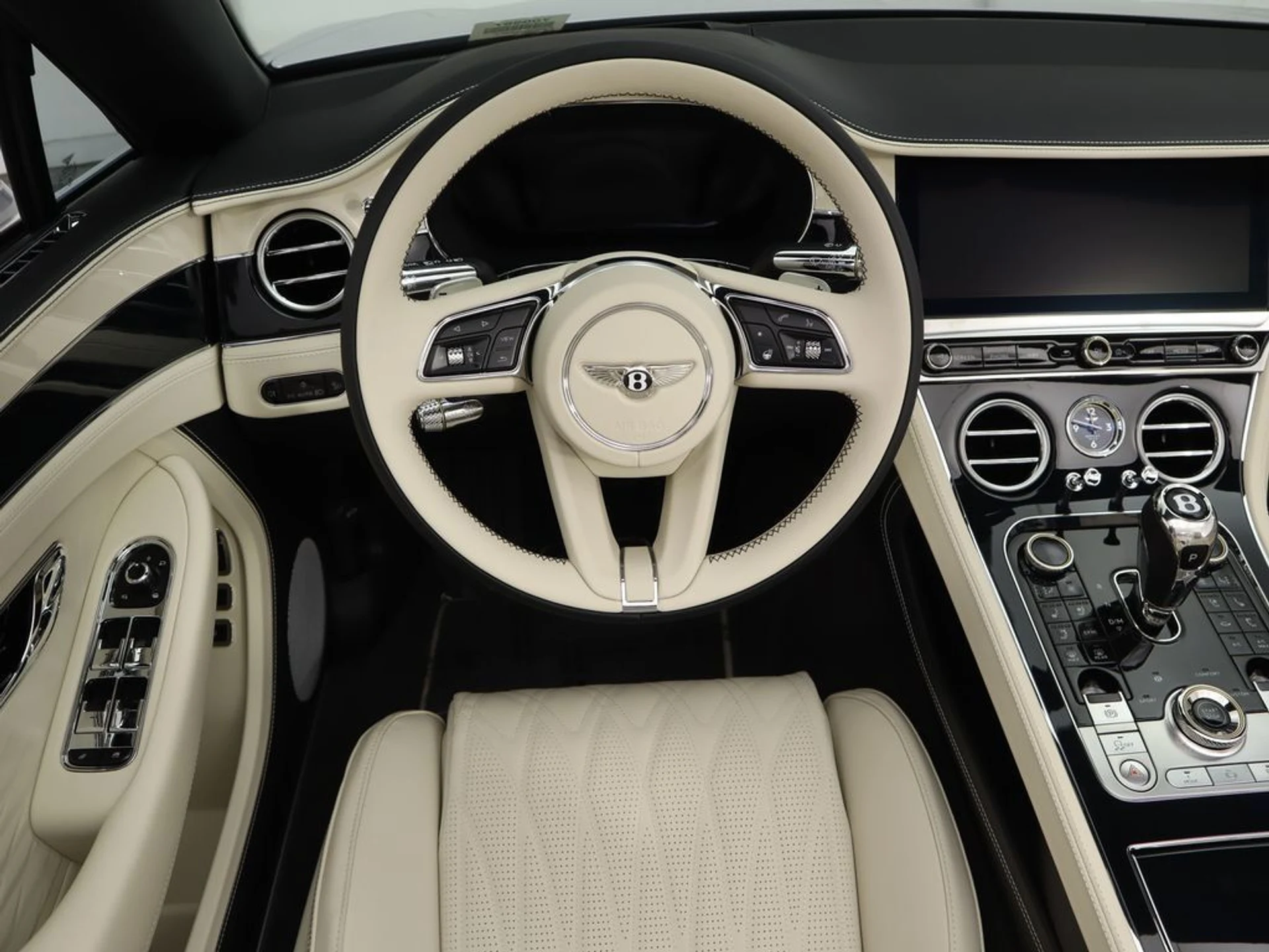 mph017_729258328_new_2026_bentley_continental_gtc_8119_22950938_18_1024_421be4f2f8