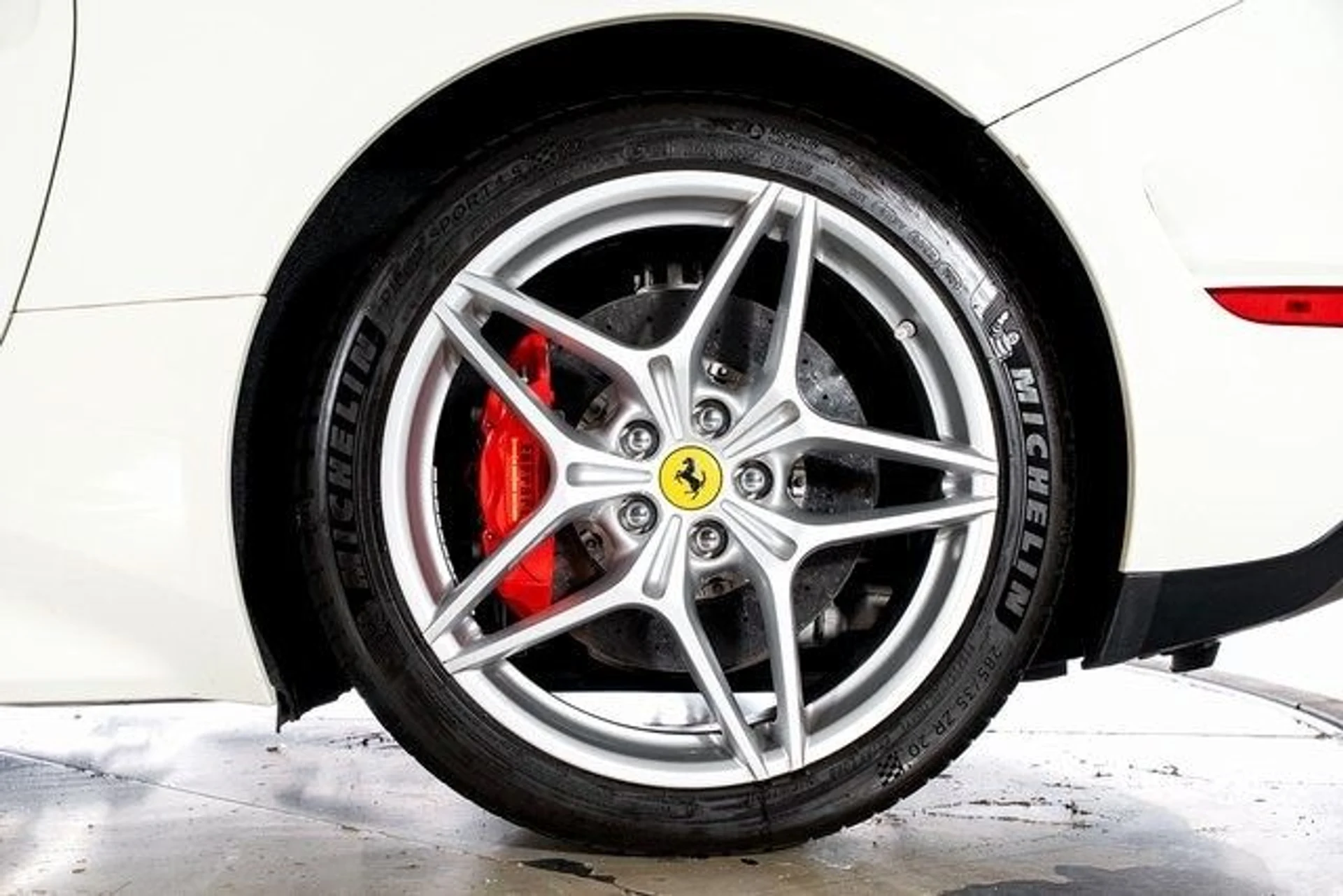 mph017_729370711_2bd20ba04e5ab905efa3122f7f435e7cx_429aa83415