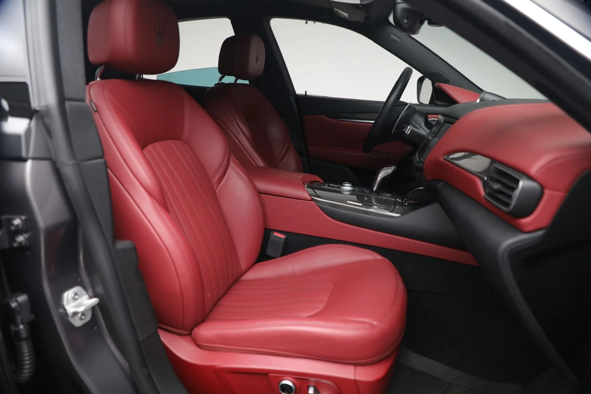 mph017_730138895_Used_2023_Maserati_Levante_Modena_1784320725_9914ae3b3e