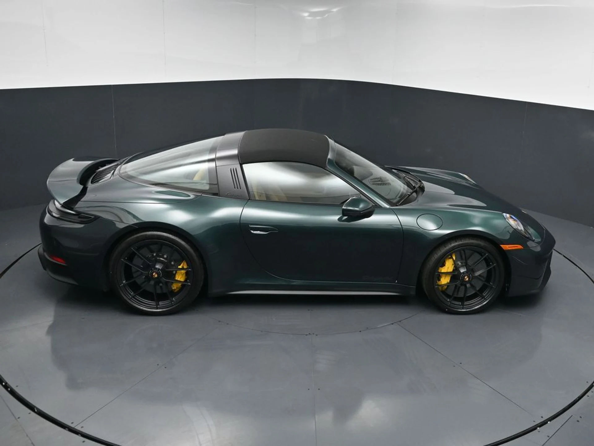 mph017_73202735_494b6ec8e9554ed923c644172f13878bx_46b647e96a