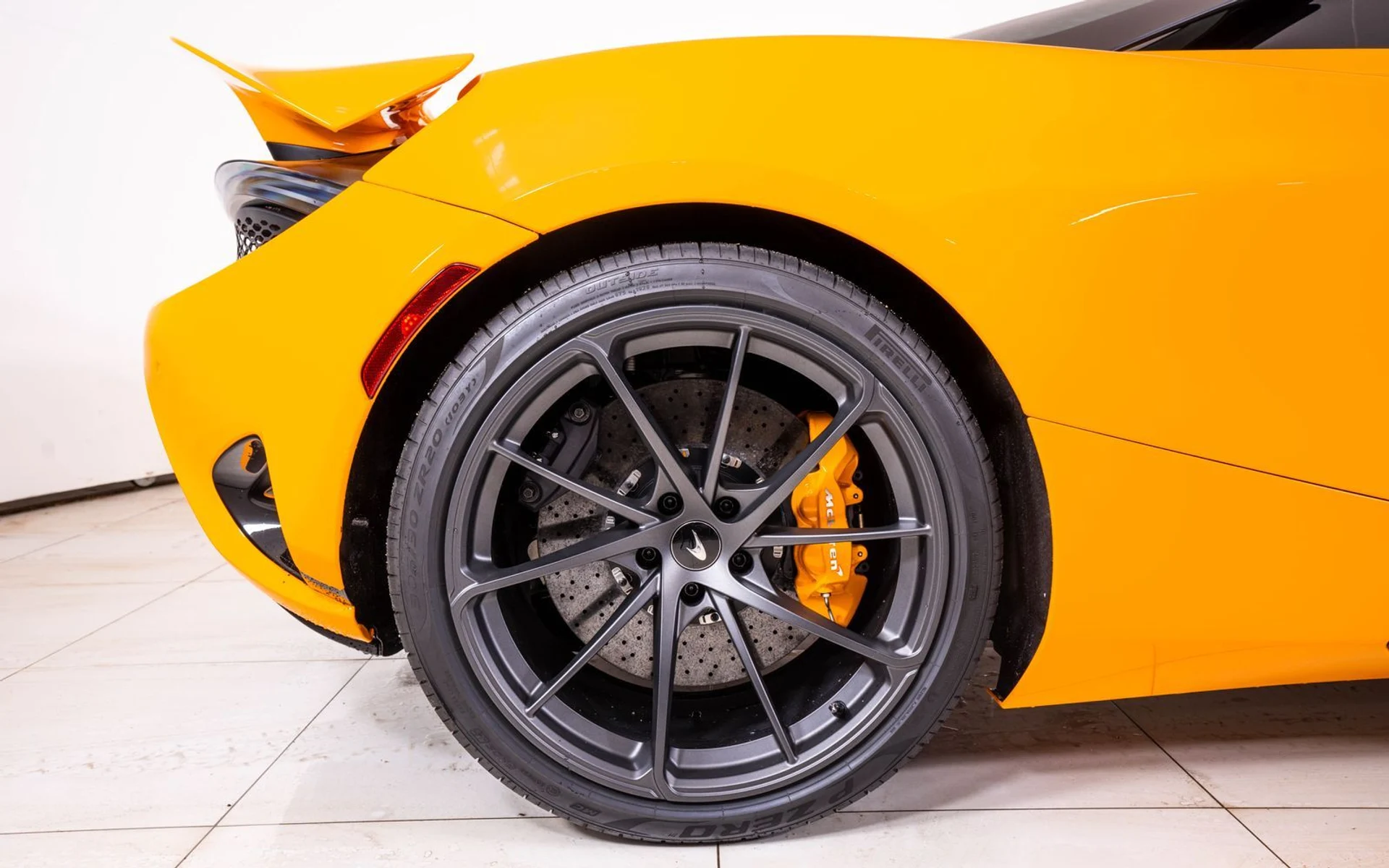 mph017_732848426_9dfe9b9b92089bdc51090aa7ea653ddex_d8a62dbfab