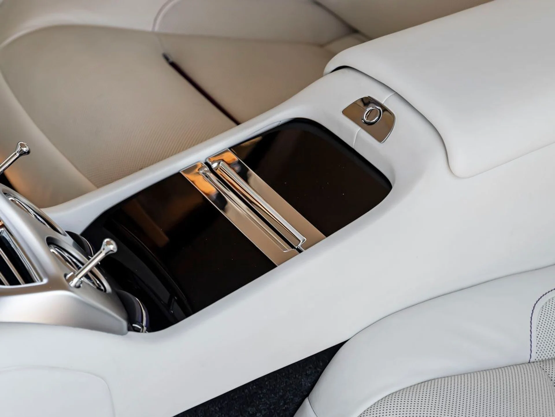 mph017_737038851_18_0c513a0d93