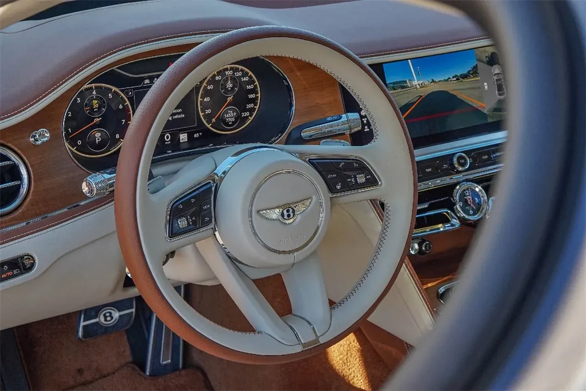 mph017_740212937_a2009f51b7b14494b2f163a55a642e3c_2498174e2c