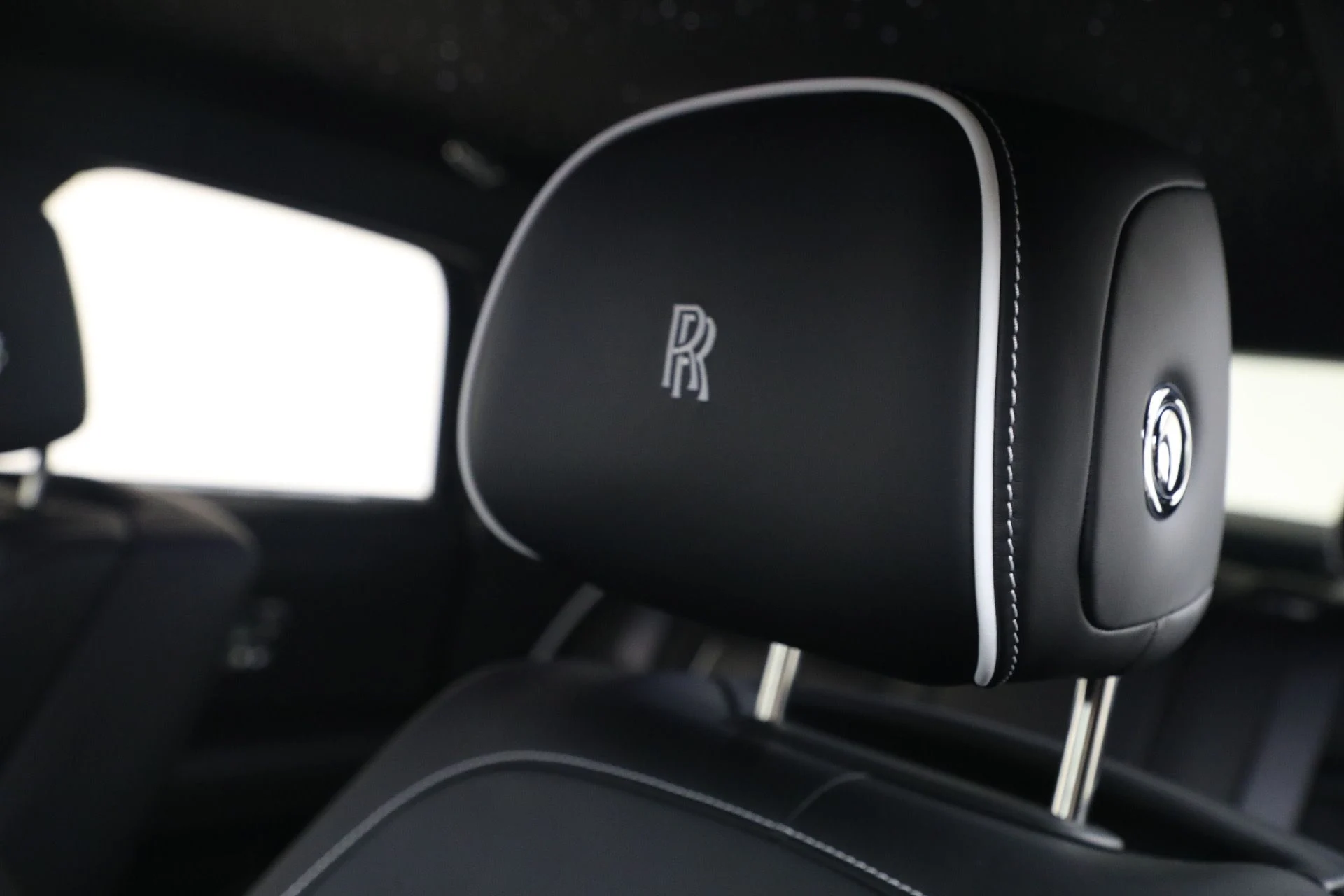 mph017_752071886_New_2026_Rolls_Royce_Ghost_11cf815526