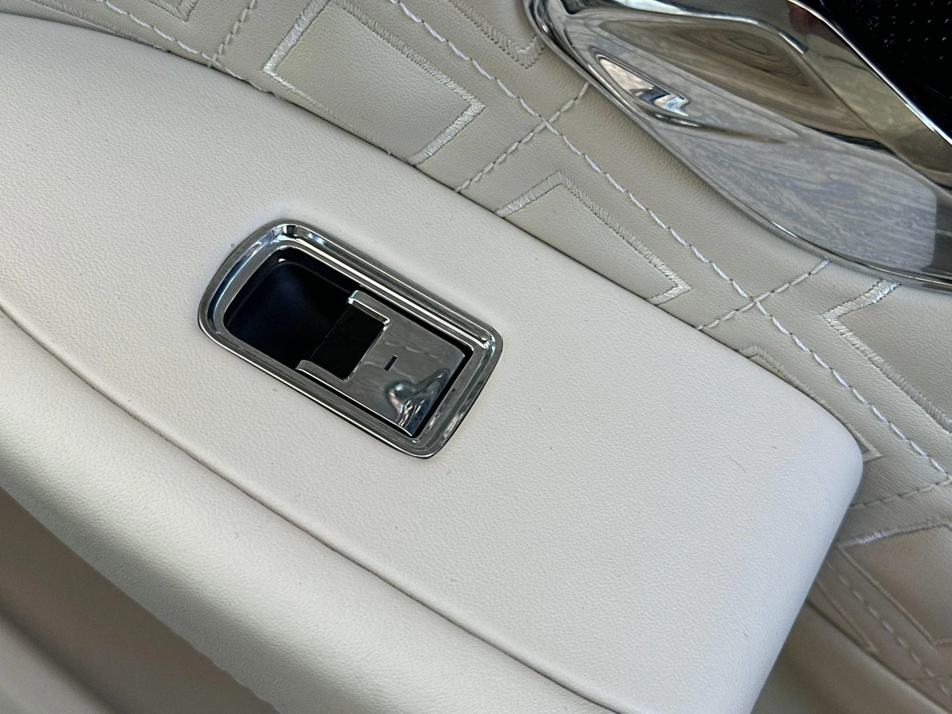 mph017_764663211_Used_2020_Bentley_Continental_GT_V8_1760603733_3ef5986c7b