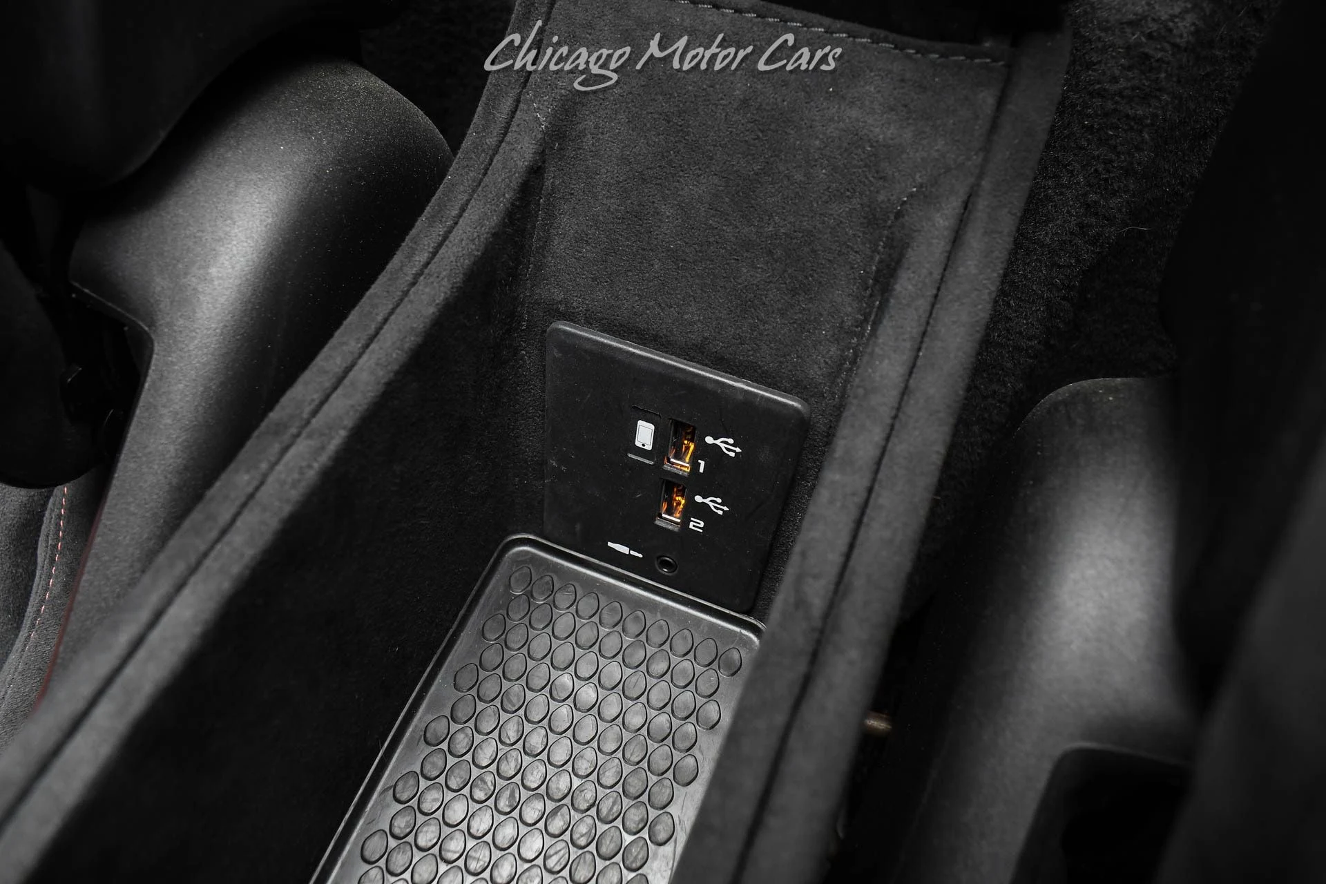 mph017_77017690_13451_p18_l_f3abb5f8f6