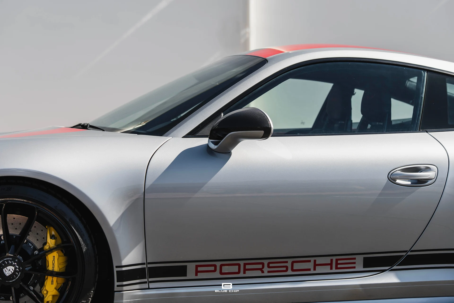 mph017_772079442_6a2c7e03c09b26a210bd171c_2016_Porsche_911_R_18_2168b769a7