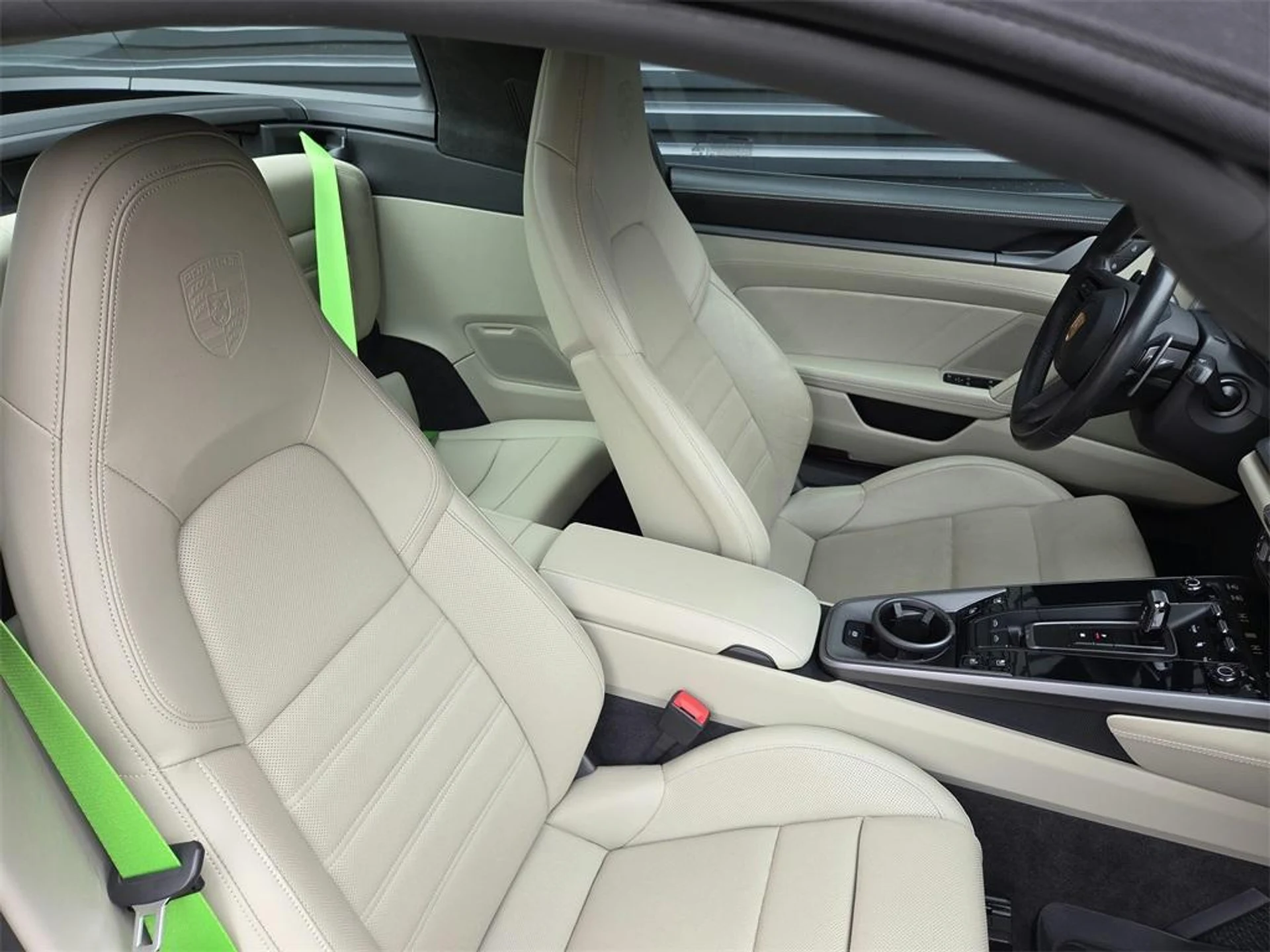 mph017_772918579_u_CIW_9a_H_He_Kz_Hm5z_Ddl1_bd_Nbdo_4025af34ef