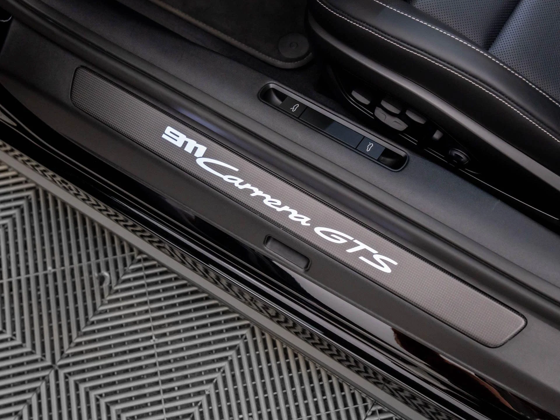 mph017_773710644_b0d1405e216aad95b63a491f9ccedc21x_b11f803943