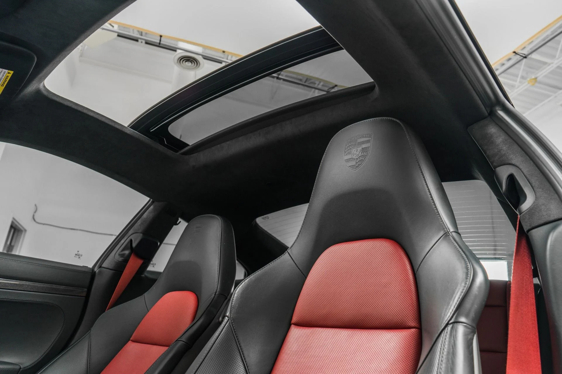 mph017_789706837_Used_2019_Porsche_911_Turbo_Centerlock_Wheels_Sunroof_Carbon_Interior_Trim_1771016276_0556ebd31d