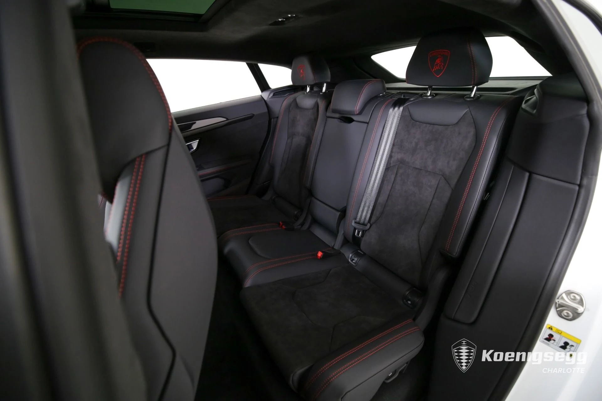 mph017_795517513_Used_2023_LAMBORGHINI_URUS_S_PEARL_CAPSULE_1720196278_31aec7f4c8