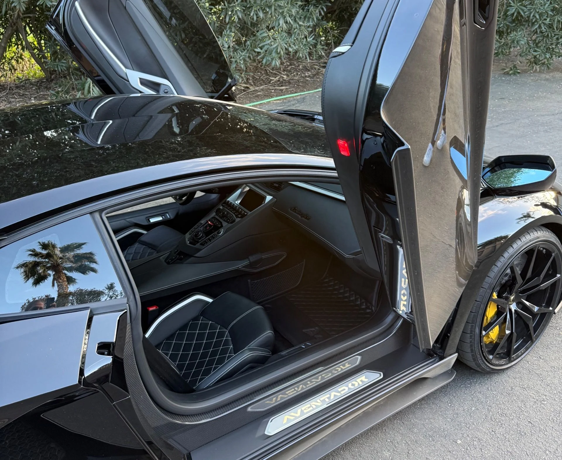 mph017_796989842_Used_2017_Lamborghini_Aventador_LP_740_4_S_1772653137_d9ce574758