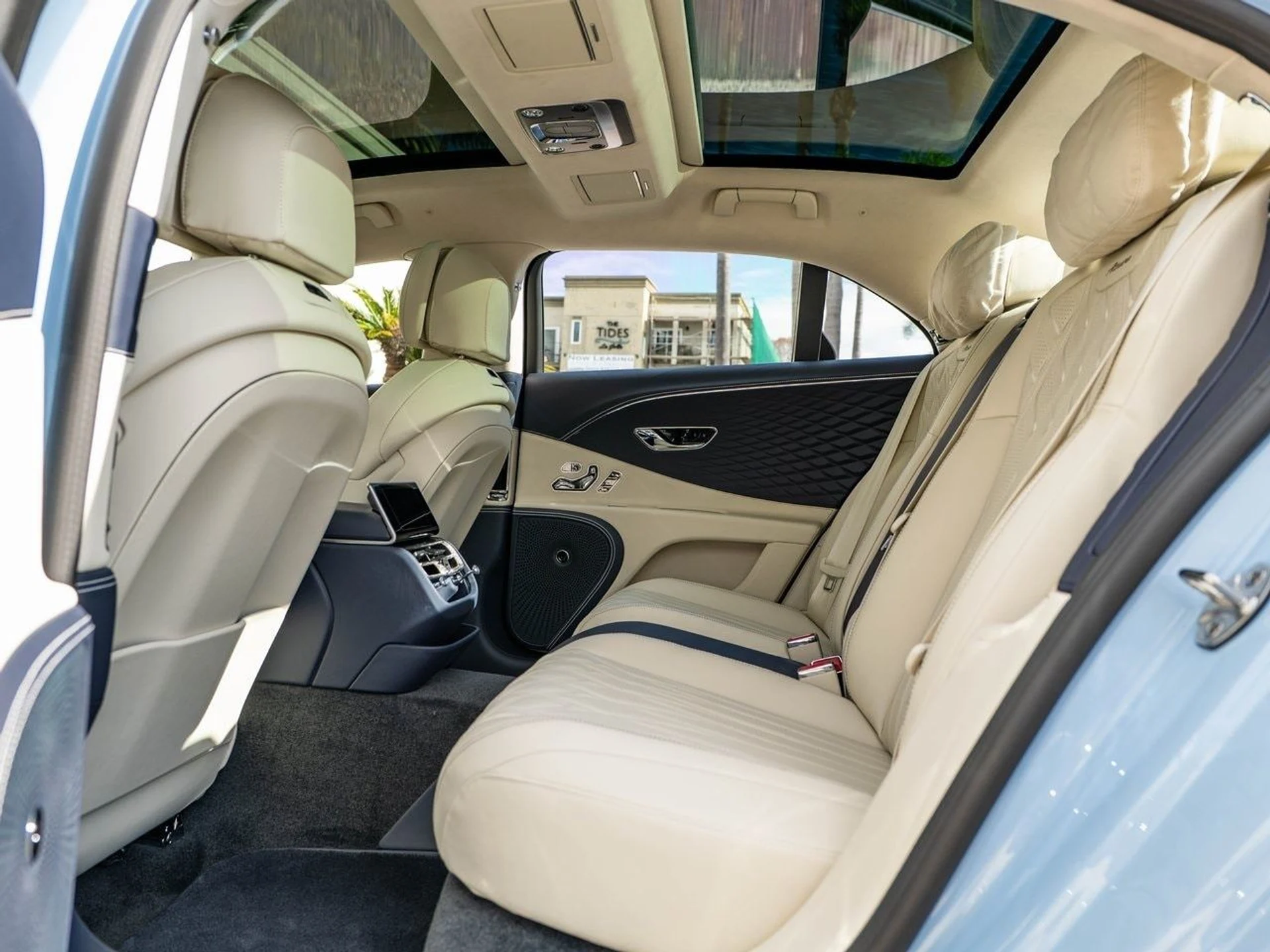 mph017_799902586_226d1366f63b2a02d473c90f6c916ca8x_d631e3905e