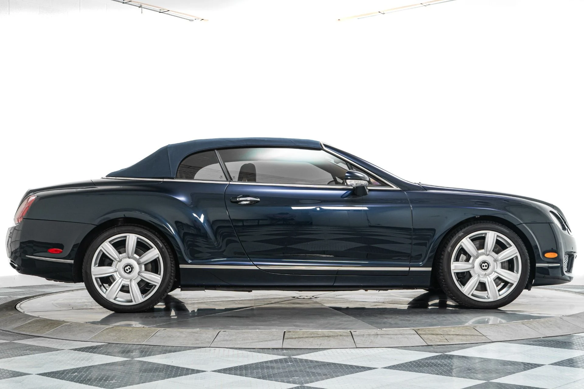 mph017_800526745_Used_2007_Bentley_Continental_GTC_1756147829_3a42e9e659