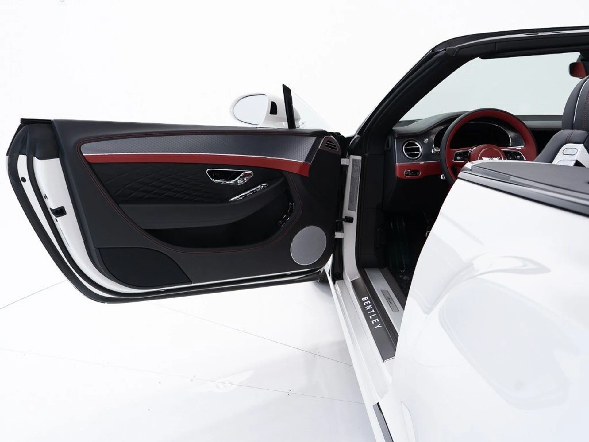 mph017_824080921_42959bc2f4f079d89e54a2bf47c83160_8a9187bd4c