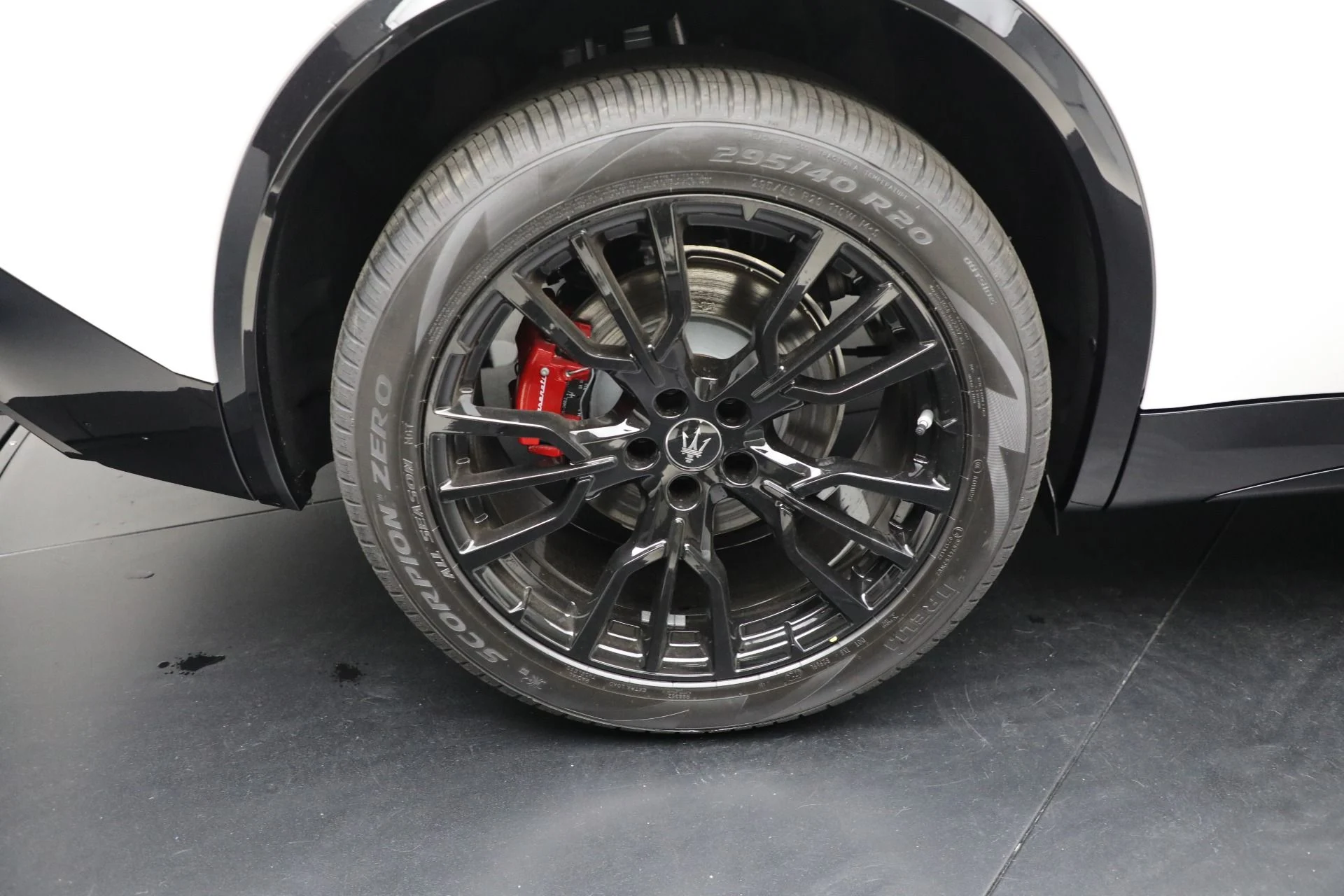 mph017_824470509_New_2025_Maserati_Grecale_Modena_b7a9b5d631