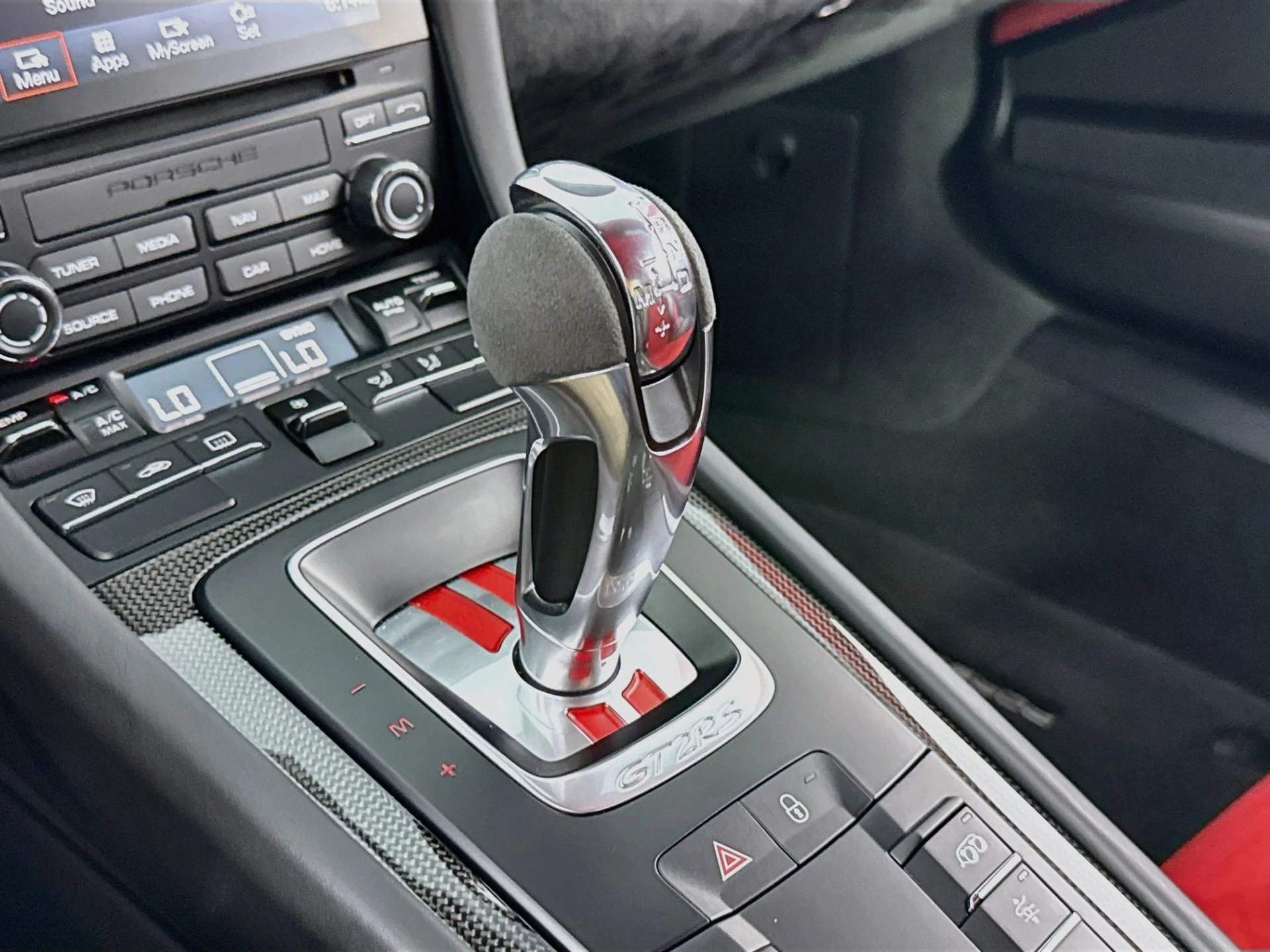 mph017_828368856_Used_2018_Porsche_911_GT_2_RS_1785886153_0d961e84f9