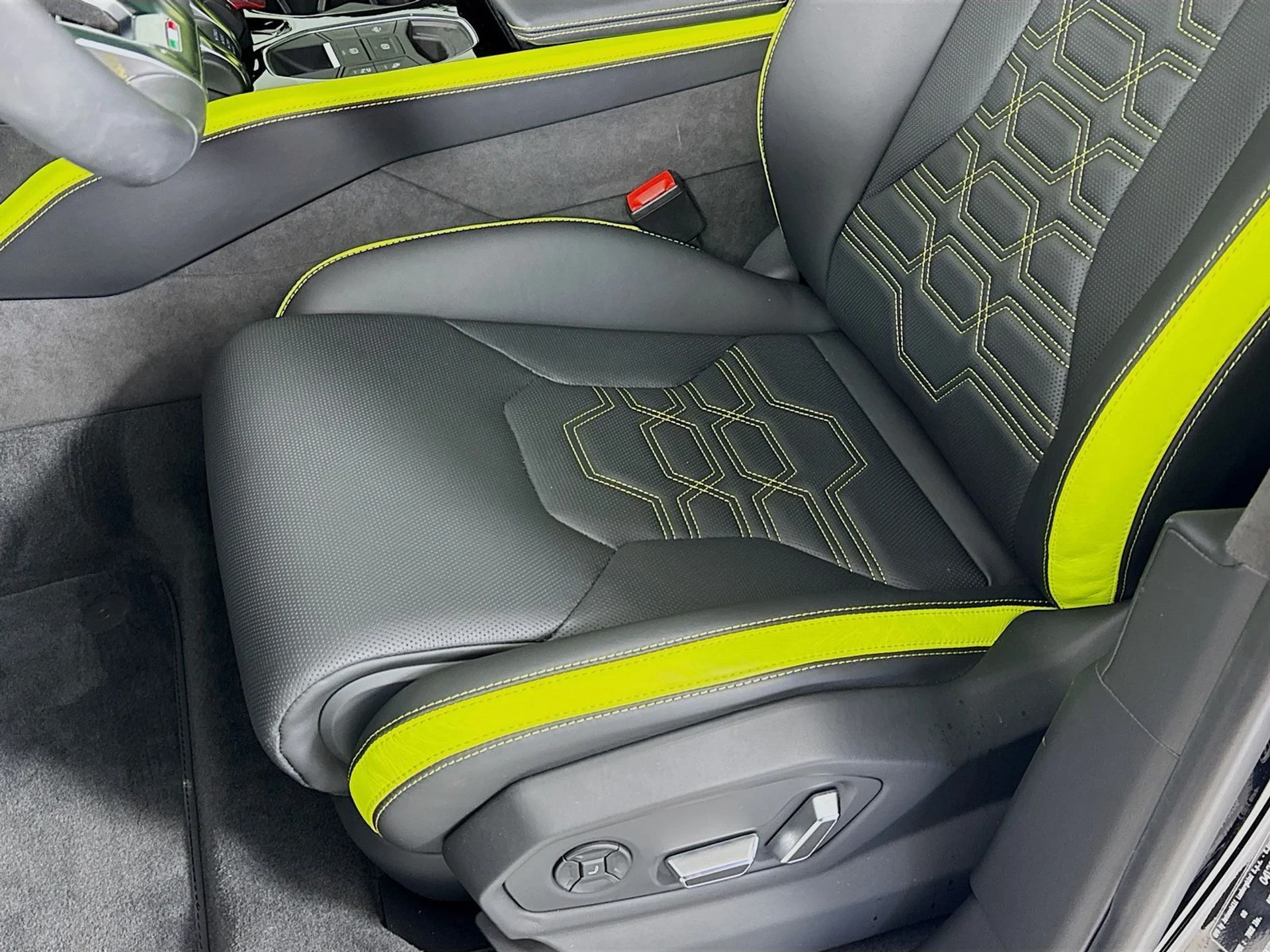 mph017_832424326_1e9a34138fb77e02904ee1f75b6f6f70x_657141b016