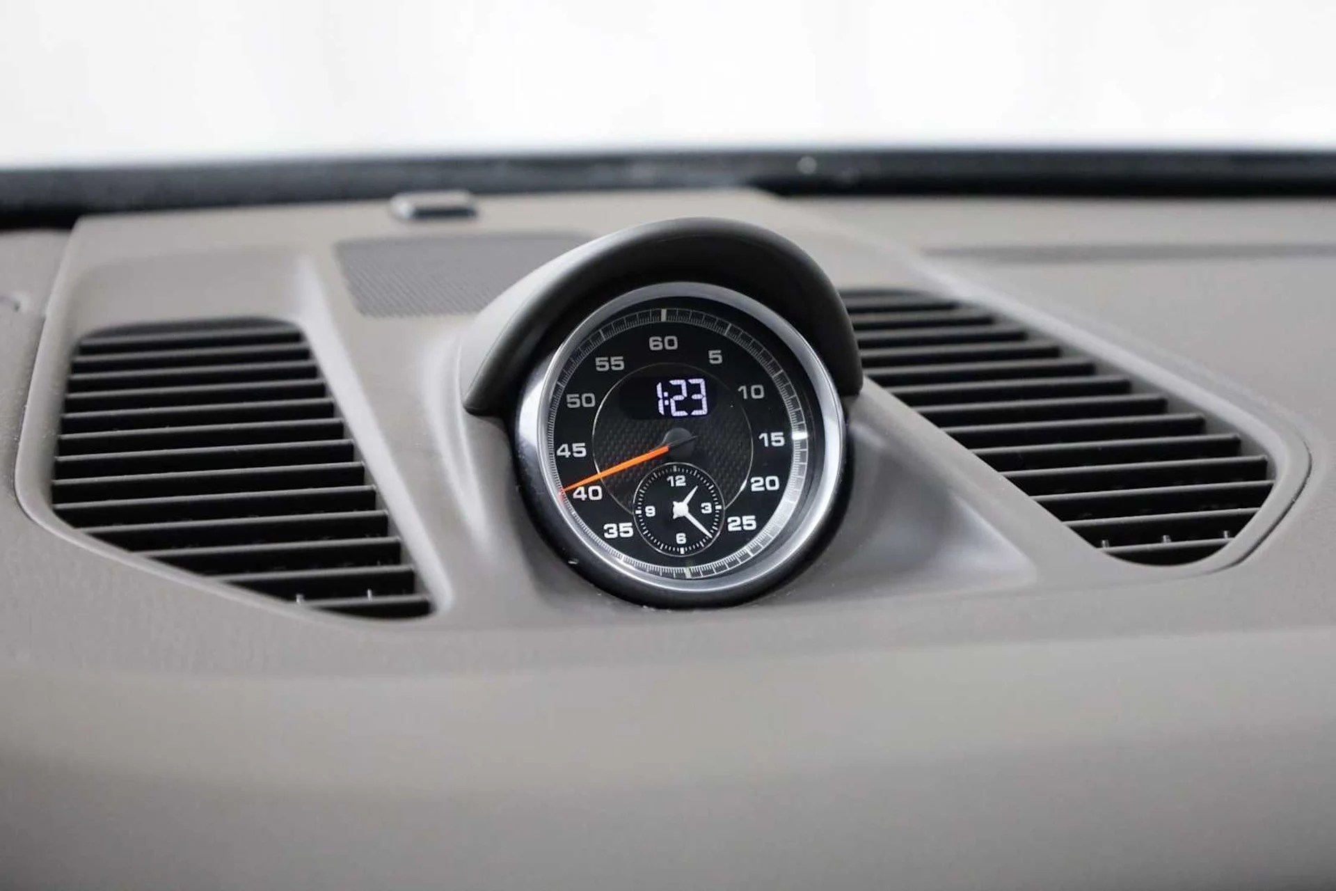 mph017_83768982_1478ae0448bc07b1b54bfb248b2b9cd0_adbe672188