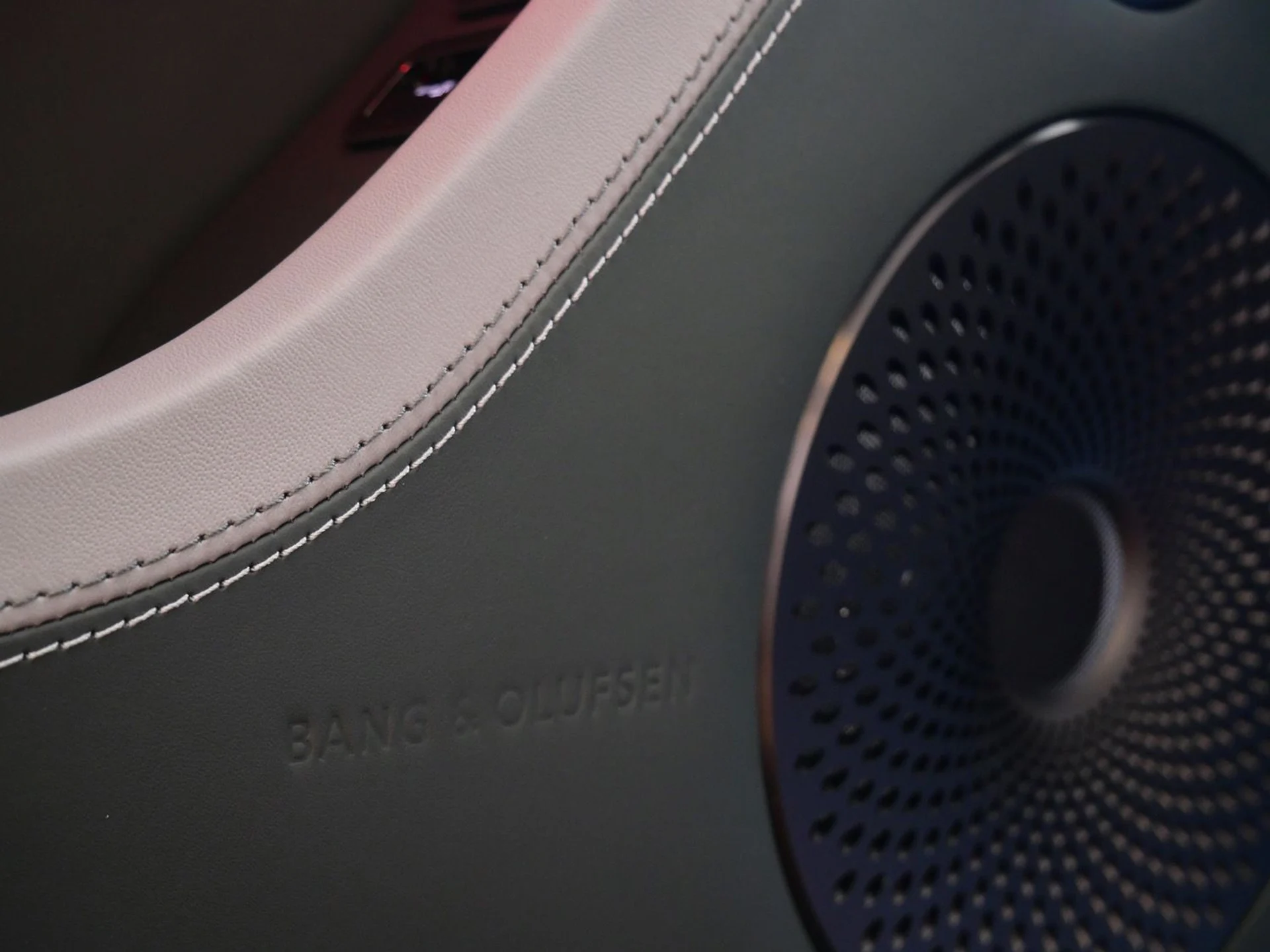 mph017_842626125_e1c1c8c2eaaf9afcaf12bda9d4c3bb58x_693a565547