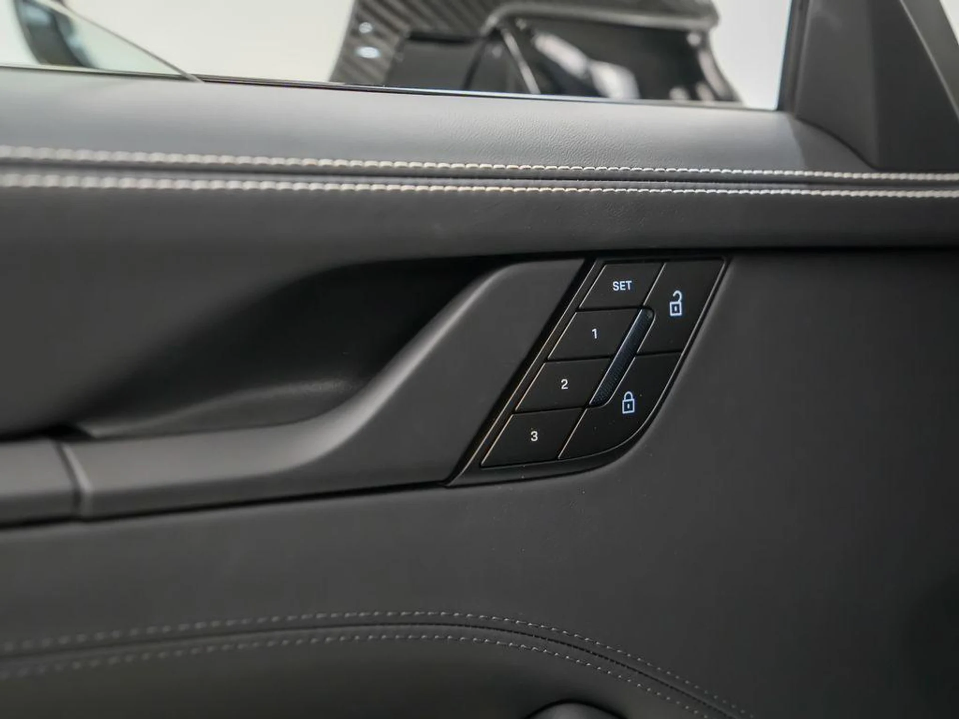 mph017_84489550_u_Ct_Ag_F_Gxrrv_Fs5v_Lo_R_Vb_H_Wv_PD_1c_3cb4c1e83e