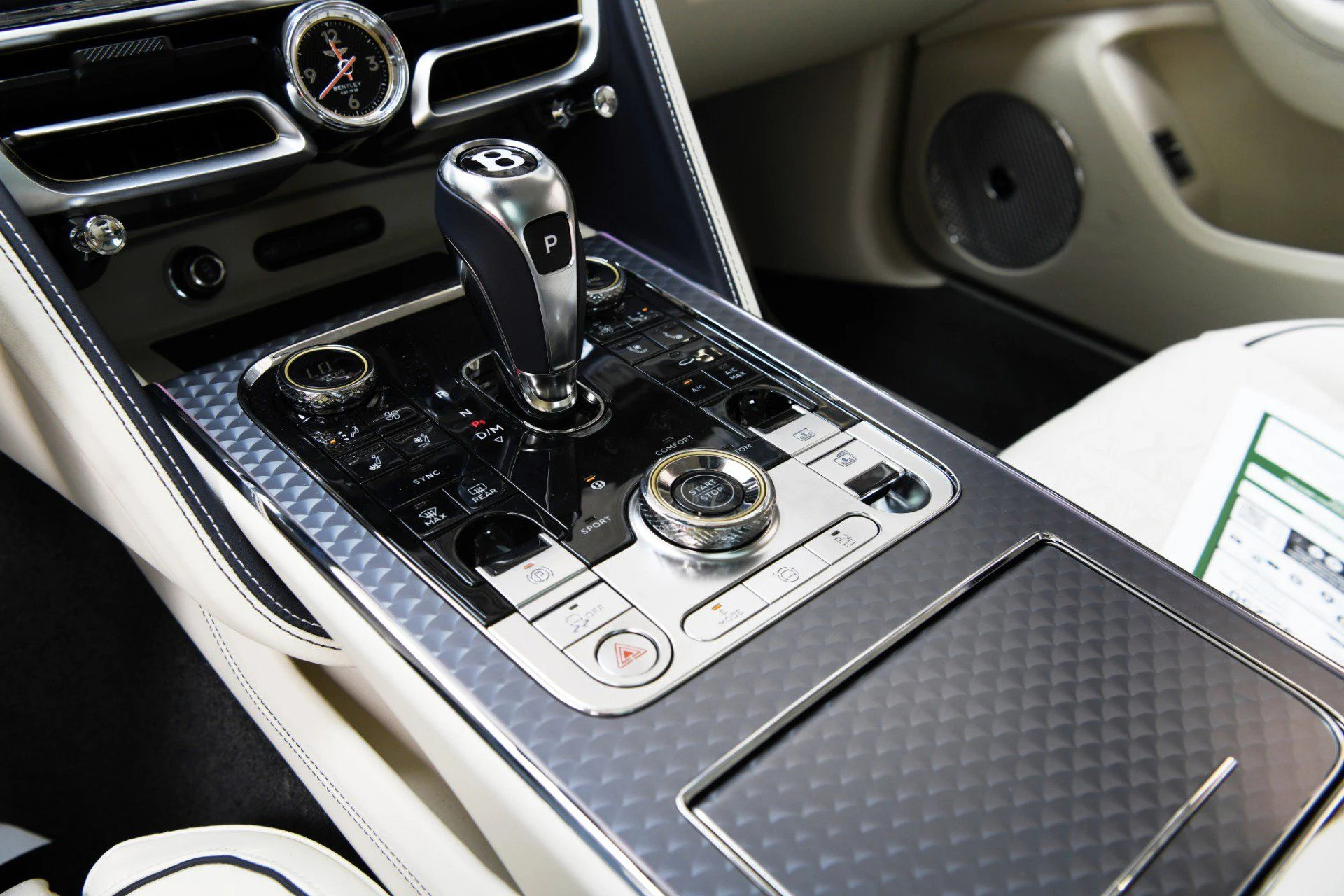 mph017_854573431_92688f871bfed9eed3c0bcdc138af3b2x_08b68e9734