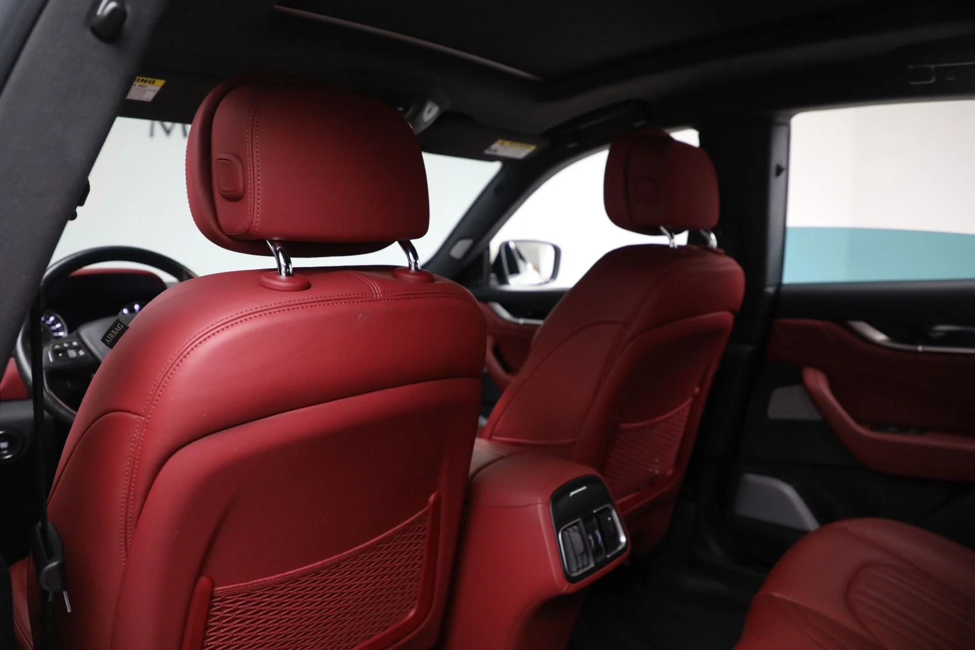 mph017_858544539_Used_2022_Maserati_Levante_GT_5a61a79617