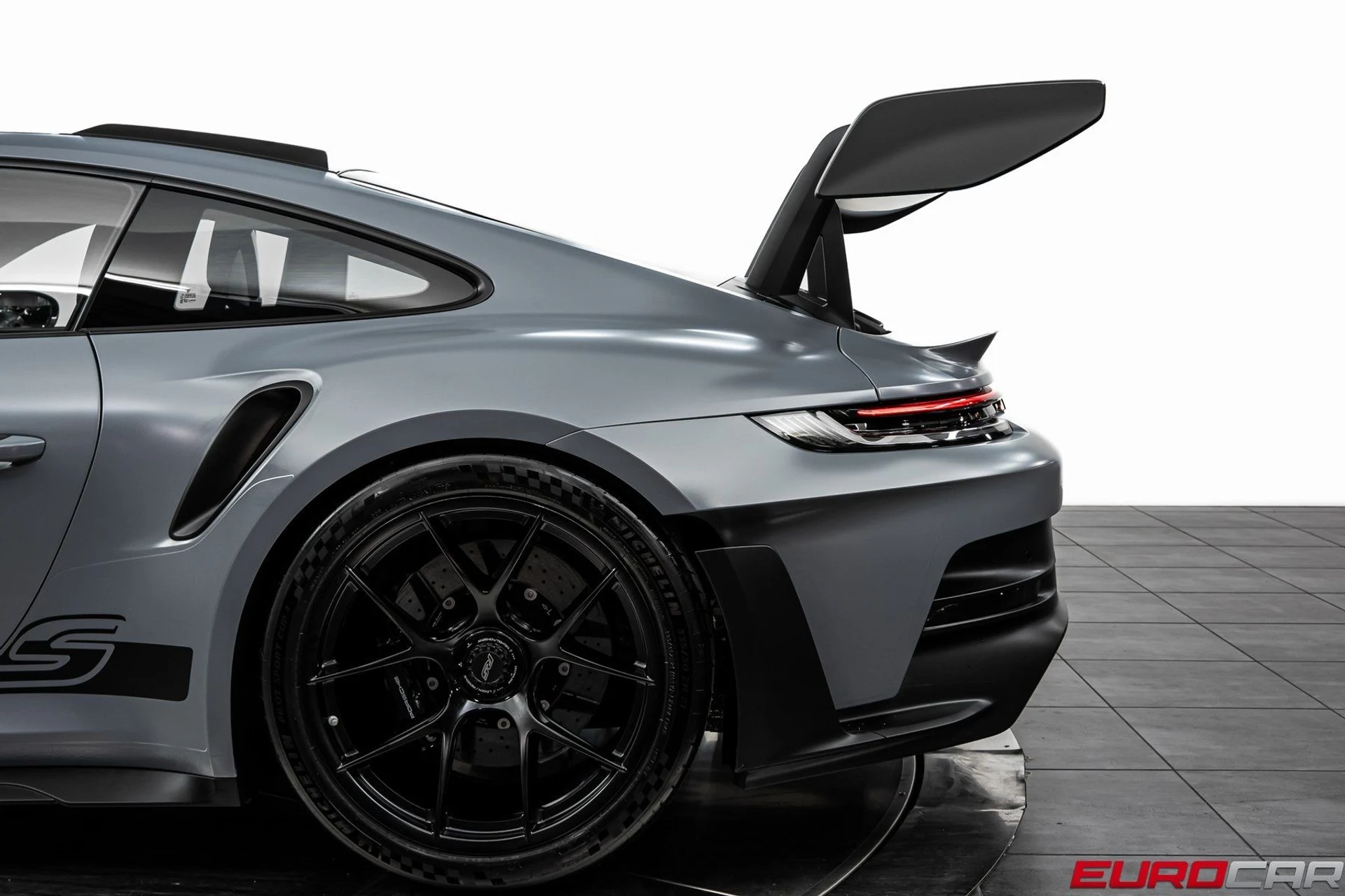 mph017_86119091_image_18_0b84485979