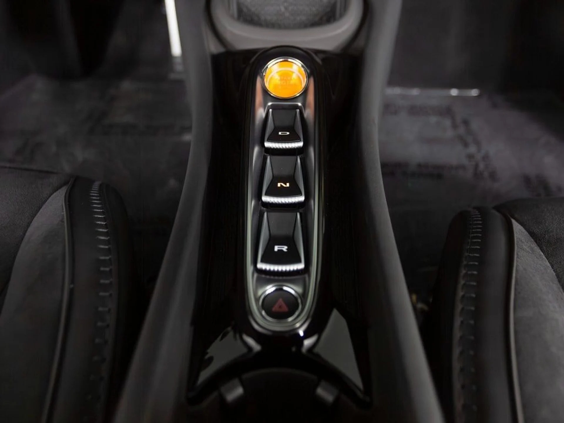 mph017_861417541_08bb30ccebb409a998b1f2c765967a3cx_26766a61bf