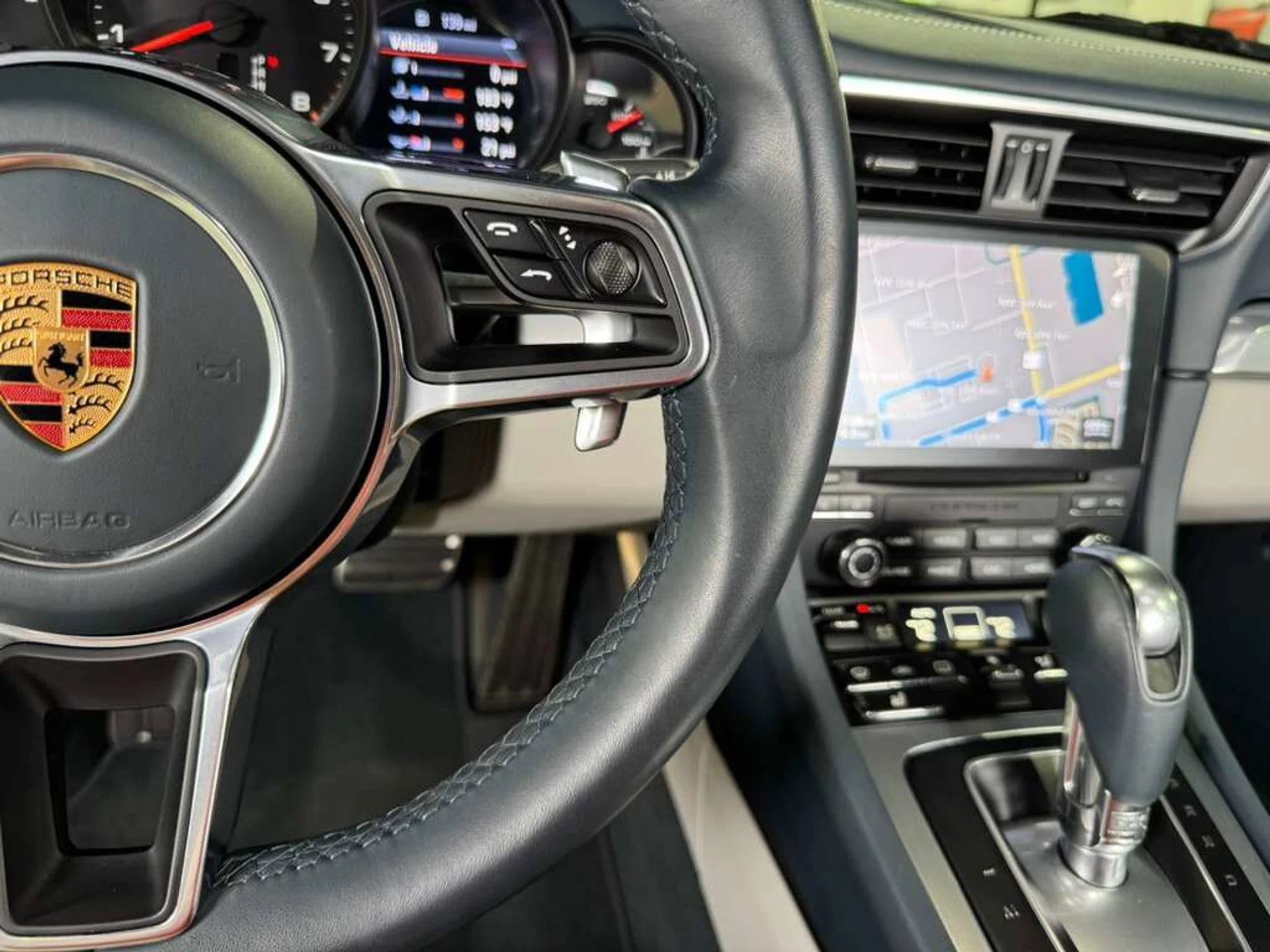 mph017_862035030_fccb6520dfd67408f743f54ec7e9c43b_66540c73b4