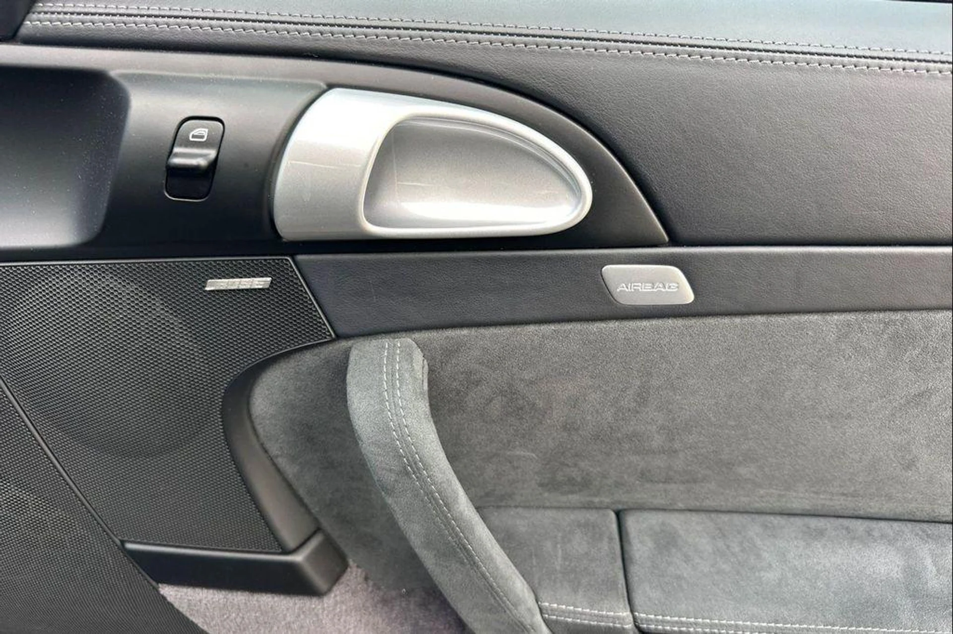 mph017_873613101_Jorj6_SV_44_VY_9dozv_HV_Gt_P_wq6r_Y_8b274c6024