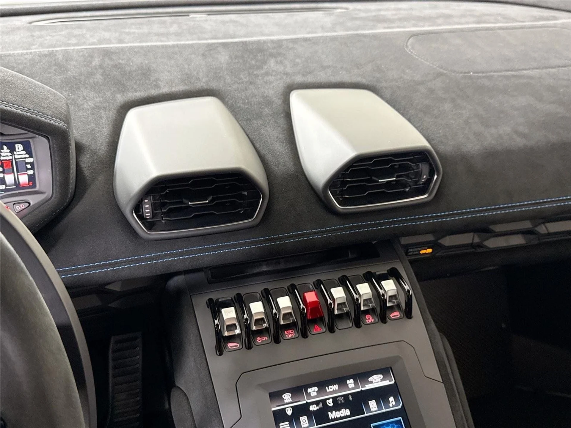 mph017_883204882_eef4f631992564bb0cecfb32d3a5bf46_7117c3555b