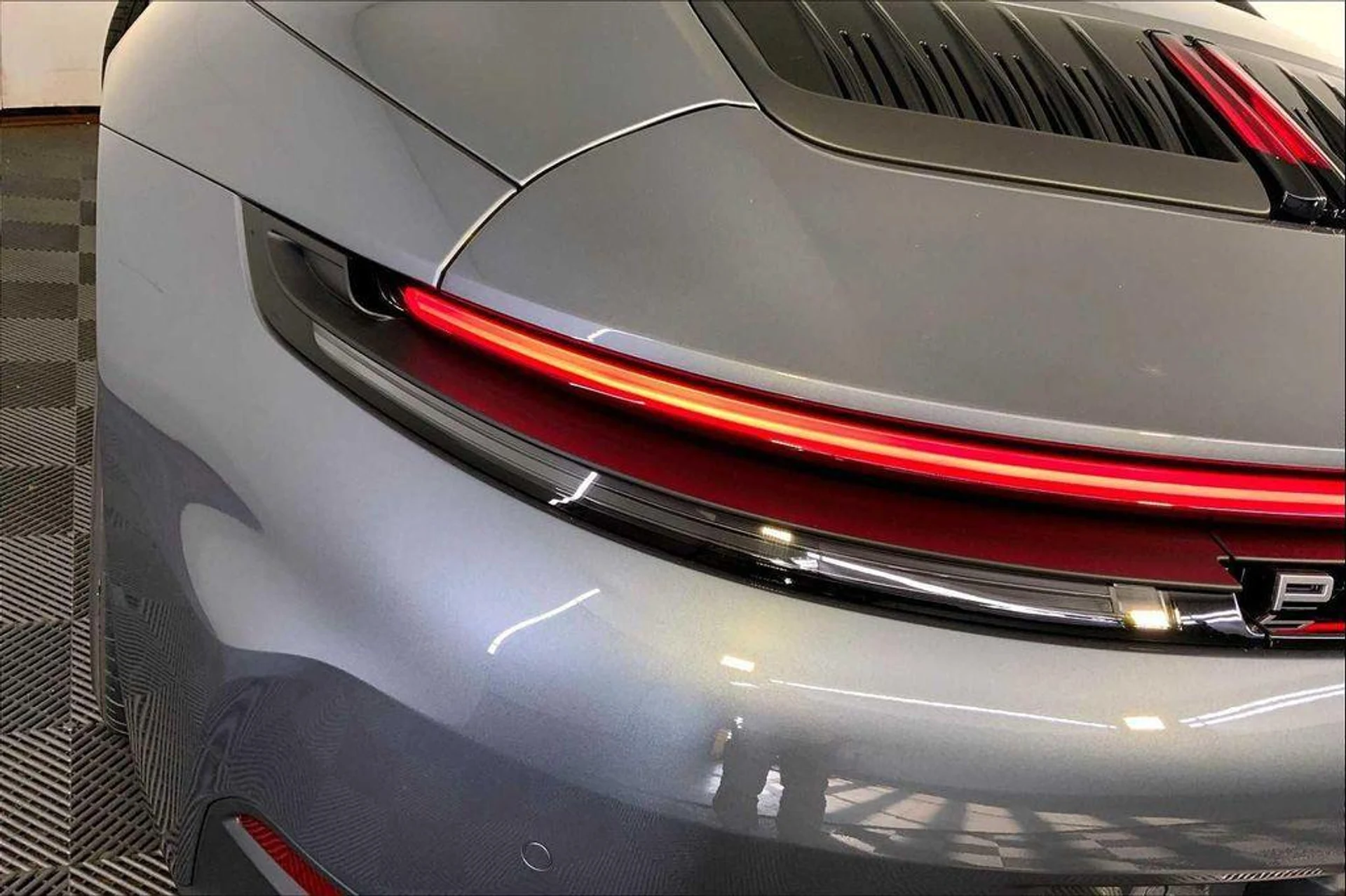 mph017_884751354_v_NC_1_I2t5v1_Xw25n_Omne_Pm_Xaya88_ba5e7008ce