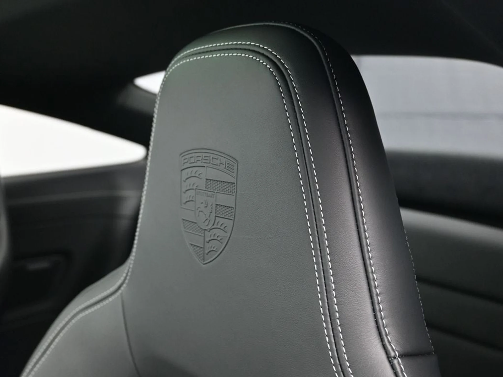 mph017_884894560_861f796e332c4007180c826a84133611x_cc6173baa3