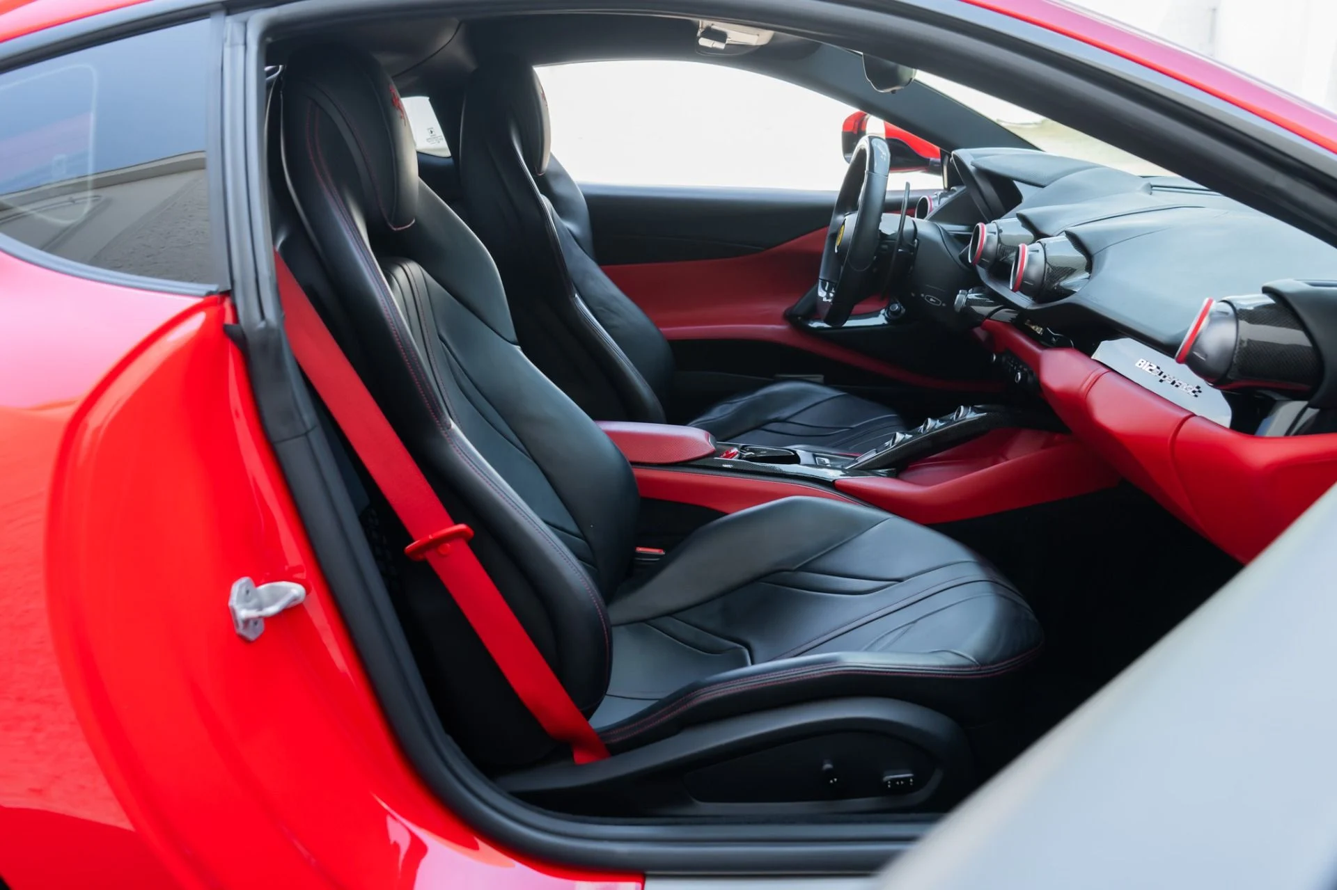 mph017_886017160_Used_2019_Ferrari_812_Superfast_1789595110_b96b634ace