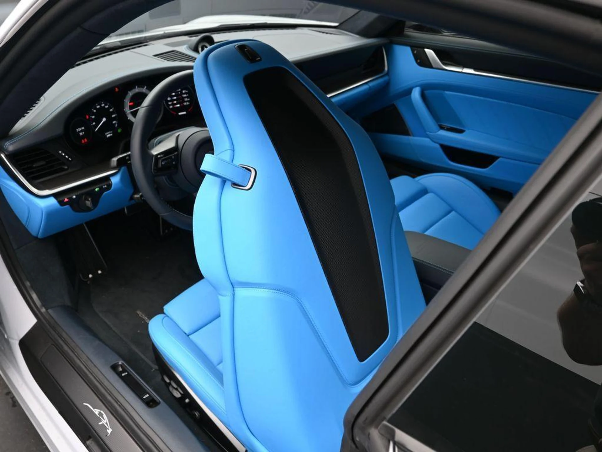 mph017_886391575_AKYF_9sl_YQ_85_M_Bmb_X4elad_Ysvq_Y_54890717fb