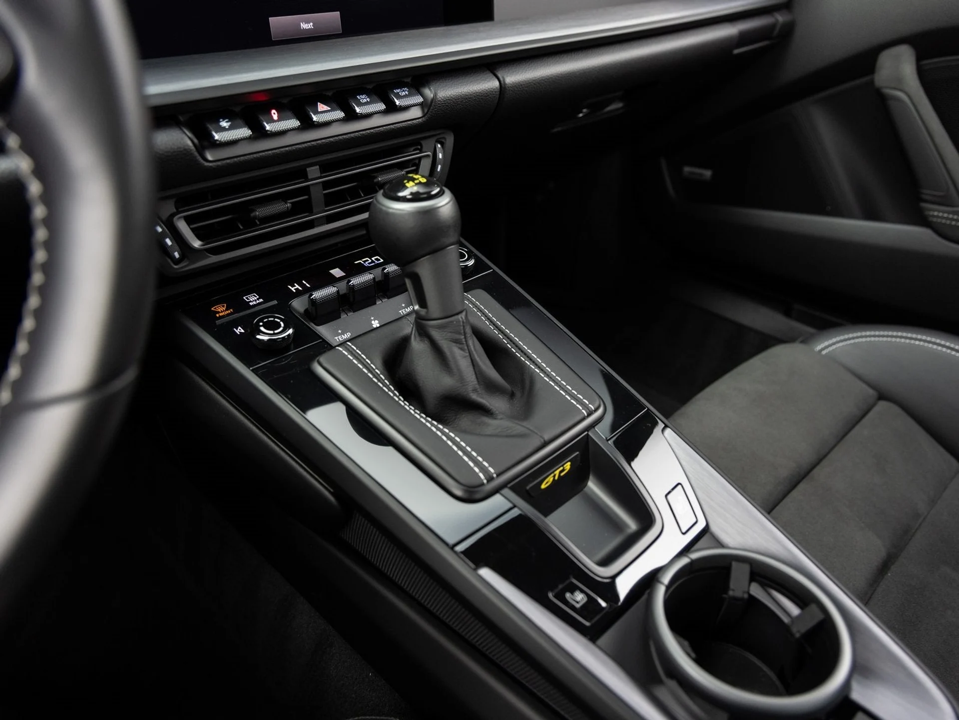 mph017_892532892_18_0b89e91504